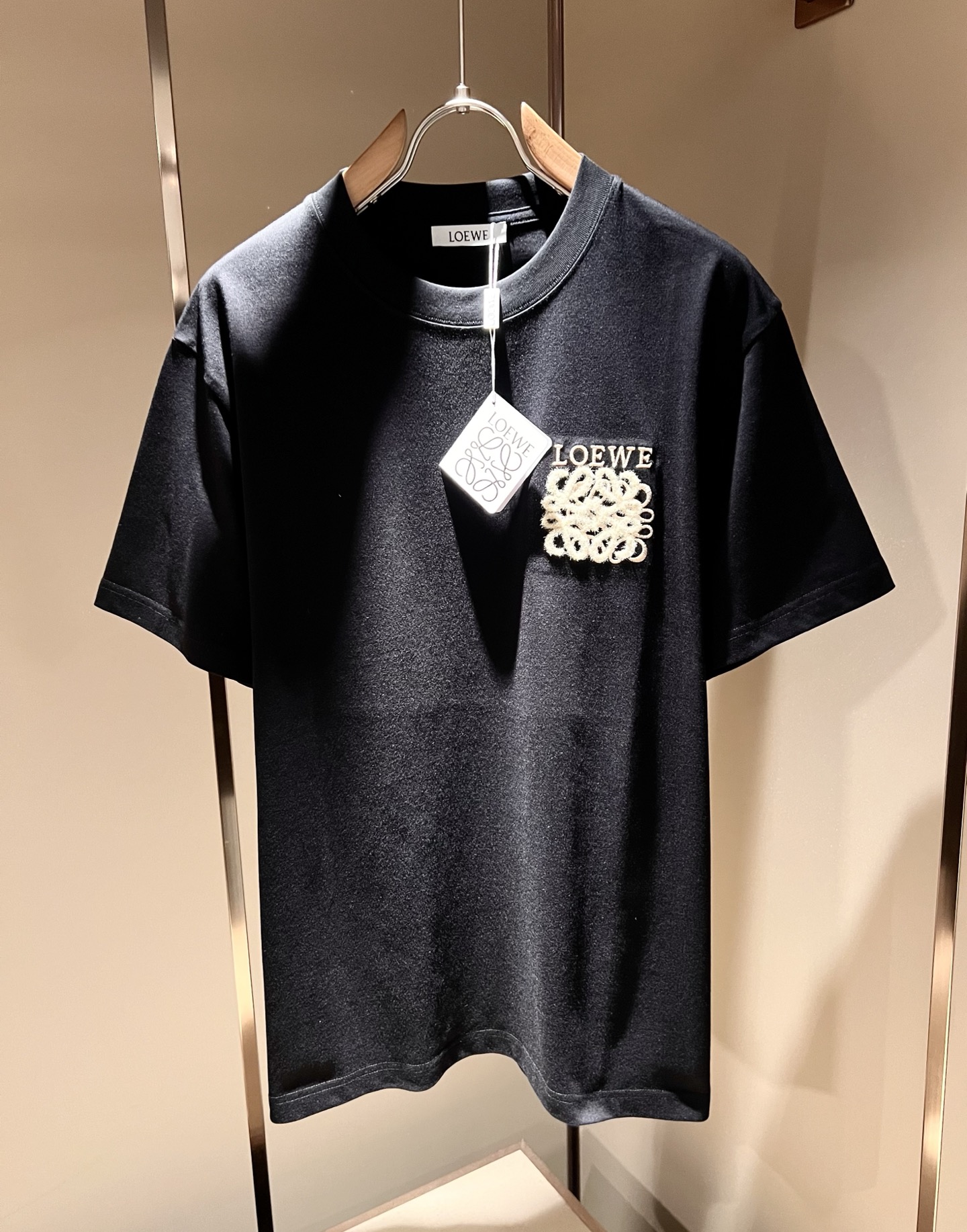 人気商品ロエベ 春夏 半袖Ｔシャツ トップス 男女兼着