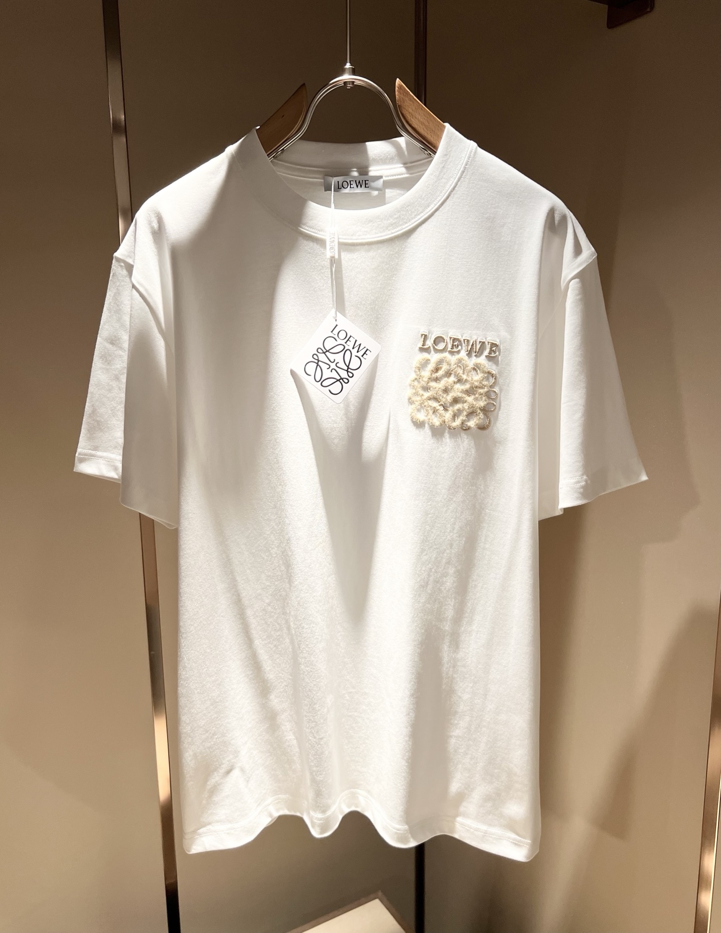 人気商品ロエベ 春夏 半袖Ｔシャツ トップス 男女兼着
