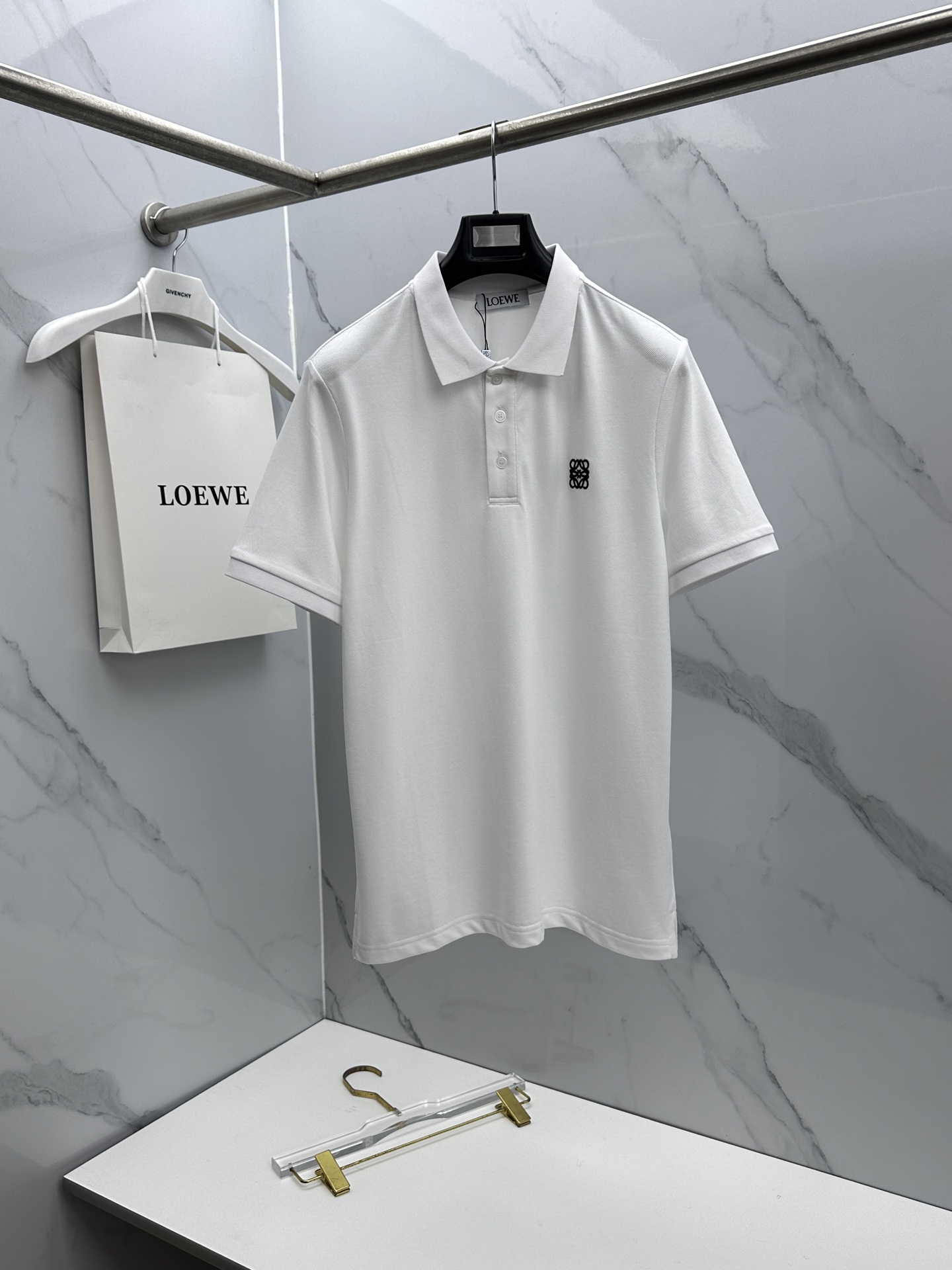 人気商品ロエベ 春夏 半袖Tシャツ トップス メンズ