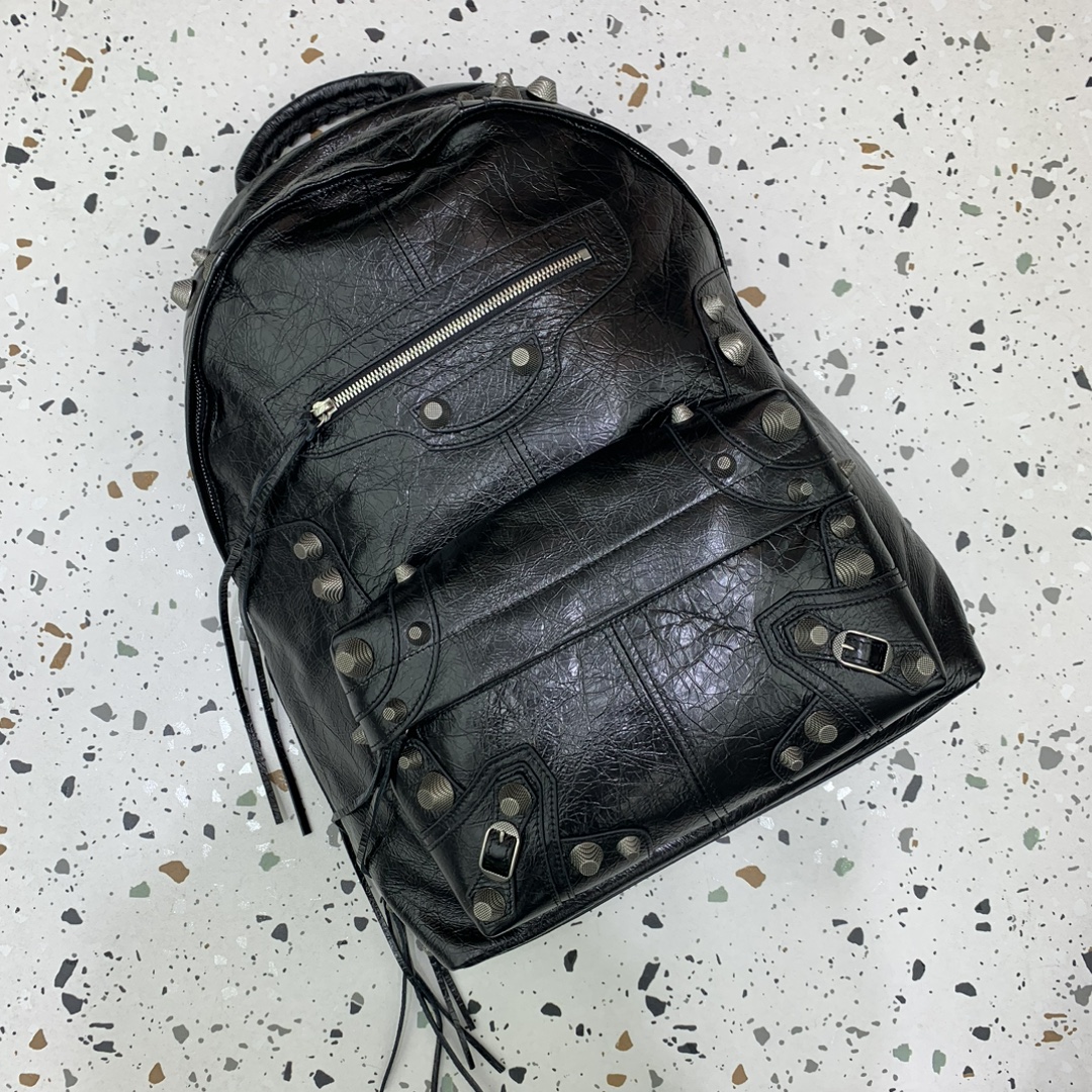 新着アイテム バレンシアガ 鞄 カバン Balen bag 後背包 リュック 2603