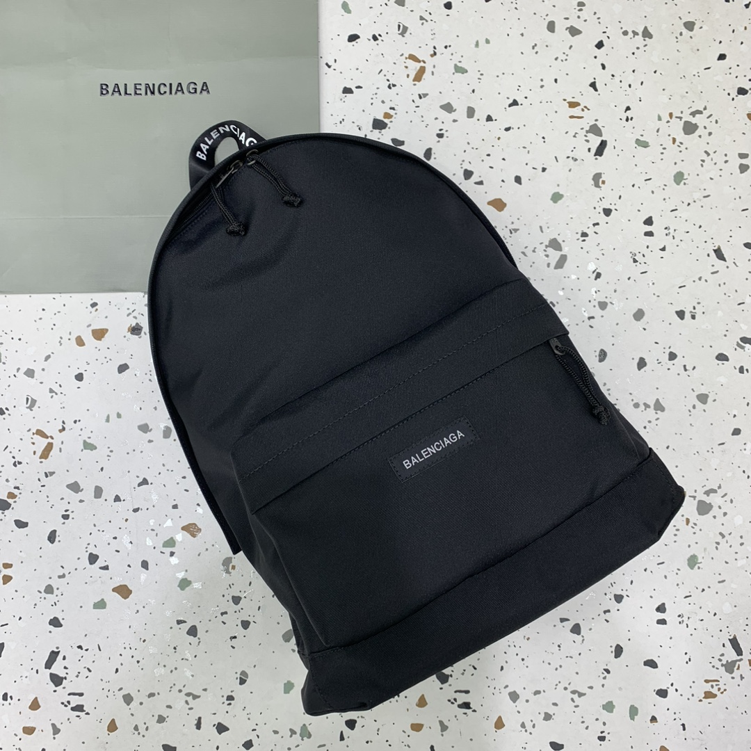 新着アイテム バレンシアガ 鞄 カバン Balen bag 後背包 リュック