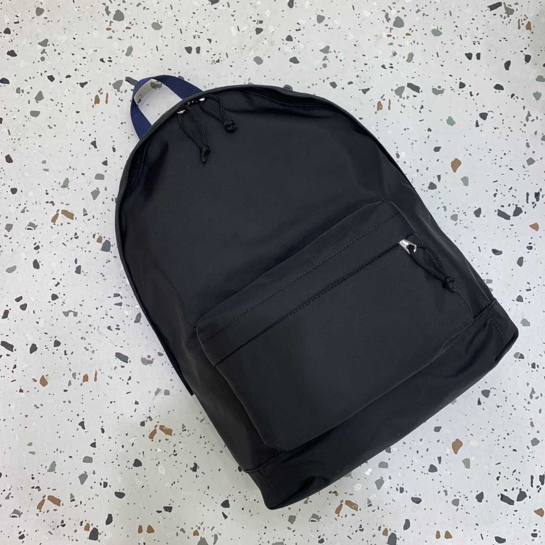 新着アイテム バレンシアガ 鞄 カバン Balen bag 後背包 リュック 2603
