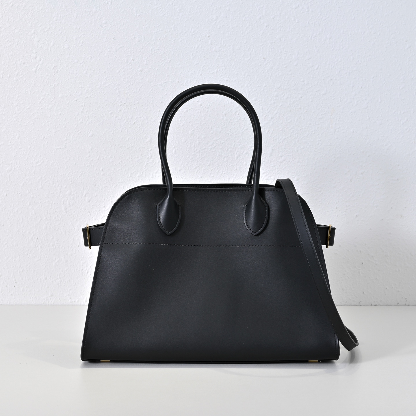 芸能人愛用 ザ ロウ（The Ro*w）MARGAUX 10 ハンドバッグ