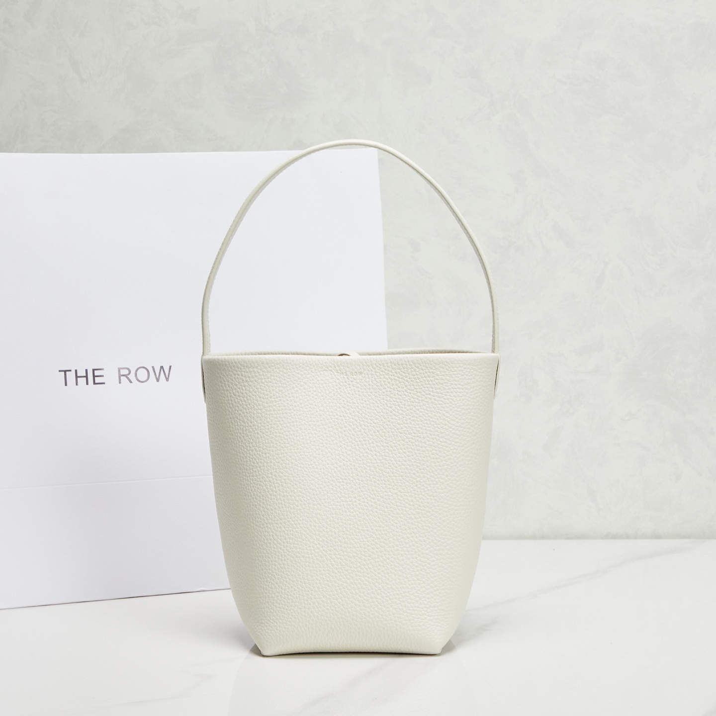 芸能人愛用 ザ ロウ(The Ro*w)Park tote バケットバッグ 2603