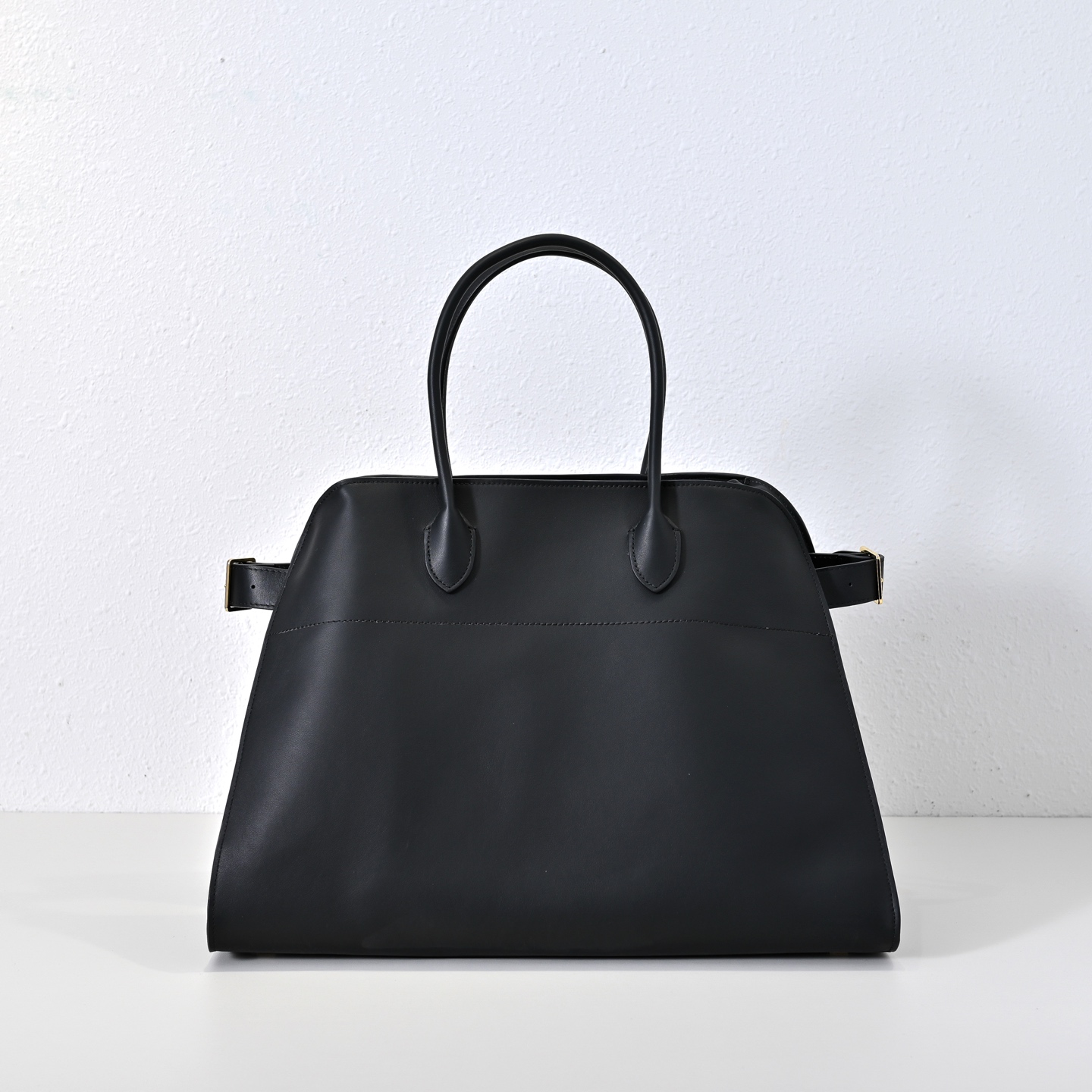 芸能人愛用 ザ ロウ(The Ro*w)MARGAUX 17 ハンドバッグ