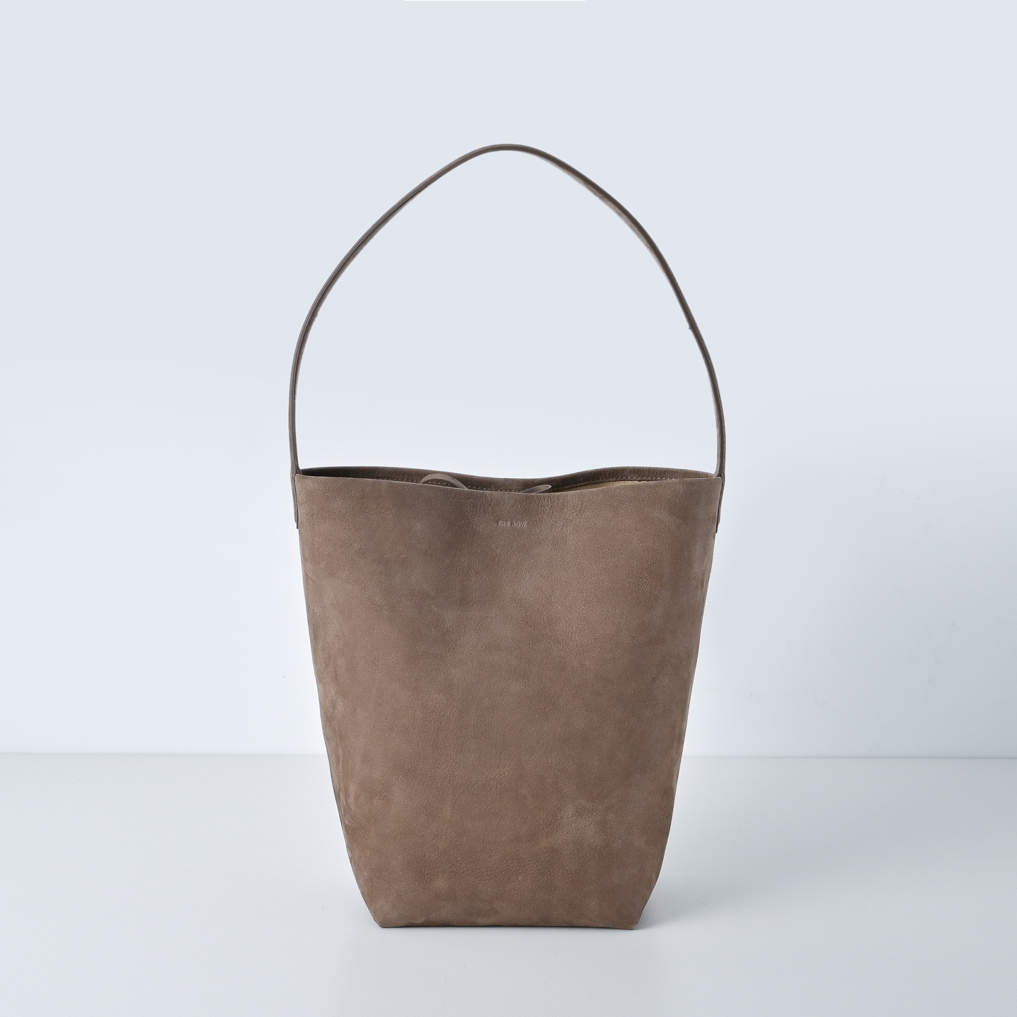 芸能人愛用 ザ ロウ（The Ro*w）Park tote バケットバッグ 2603