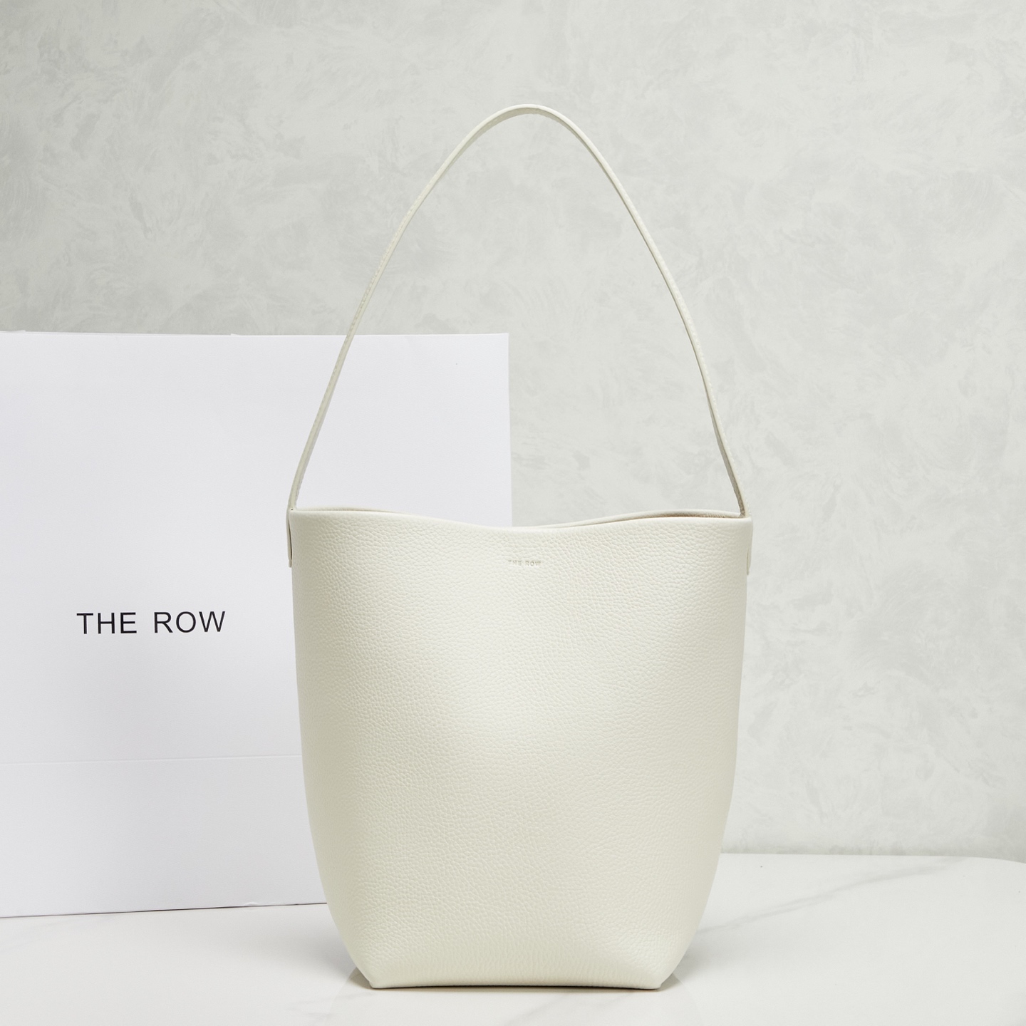 芸能人愛用 ザ ロウ（The Ro*w）Park tote バケットバッグ 2603