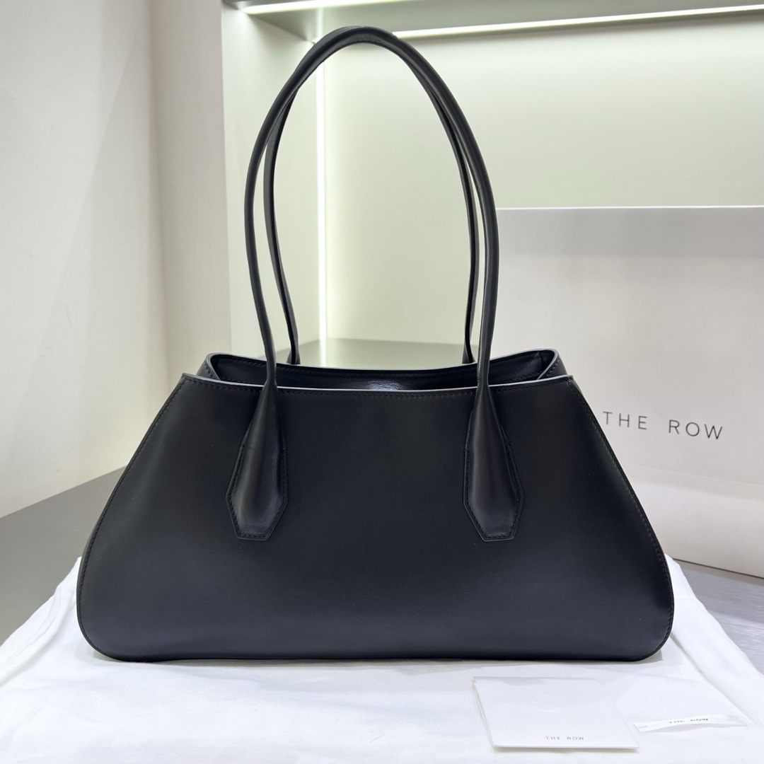 芸能人愛用 ザ ロウ(The Ro*w)Alger ショルダーバッグ 2603