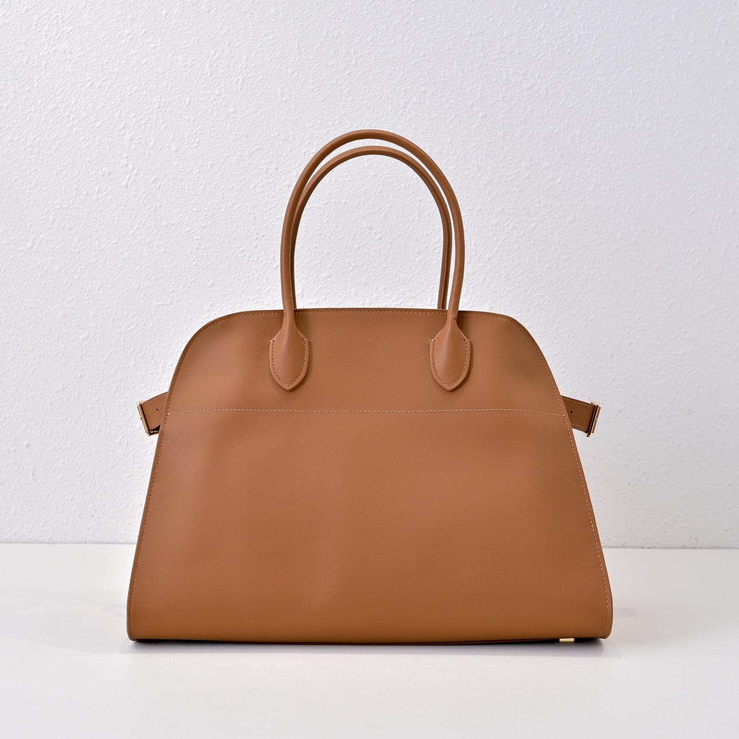芸能人愛用 ザ ロウ(The Ro*w)MARGAUX 15 ハンドバッグ