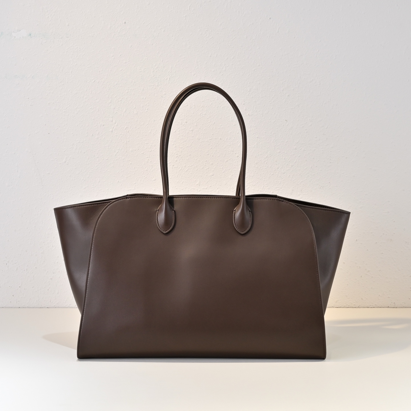 芸能人愛用 ザ ロウ（The Ro*w）Marlo tote black ansトートバッグ