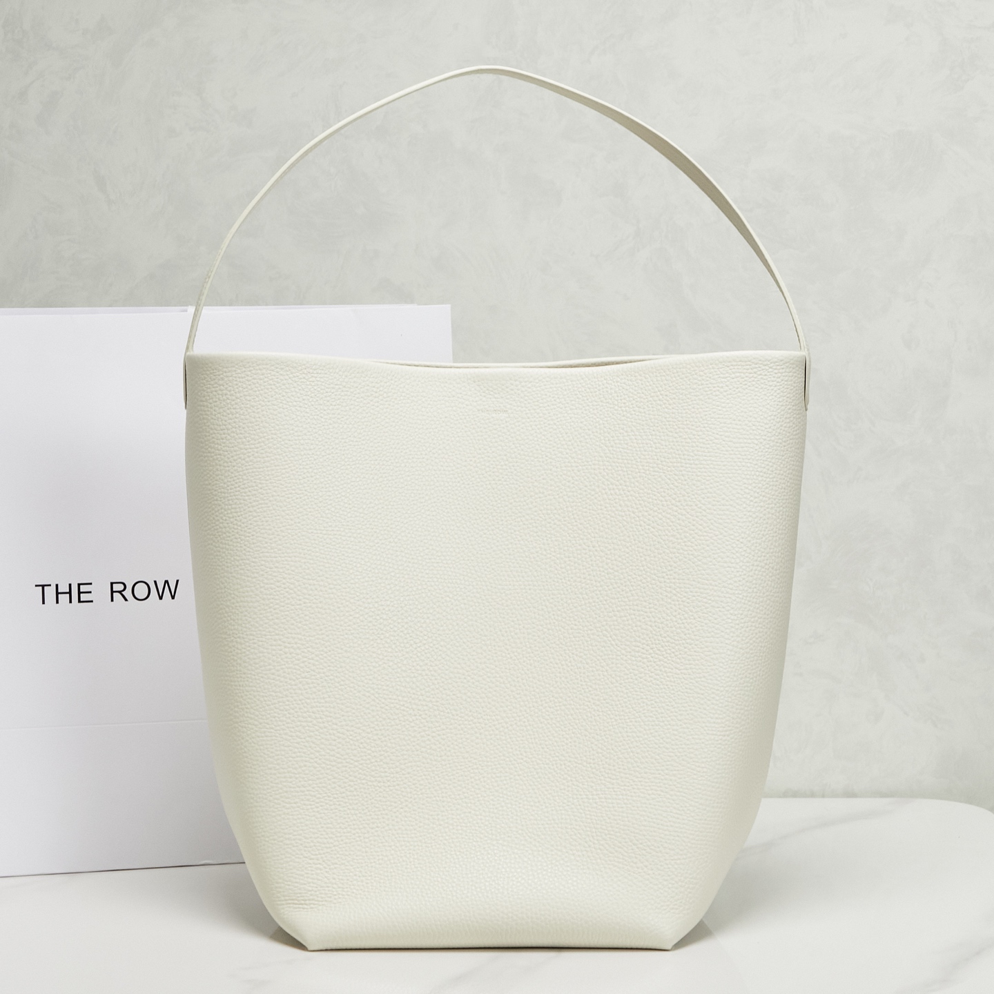 芸能人愛用 ザ ロウ(The Ro*w)Park tote バケットバッグ 2603
