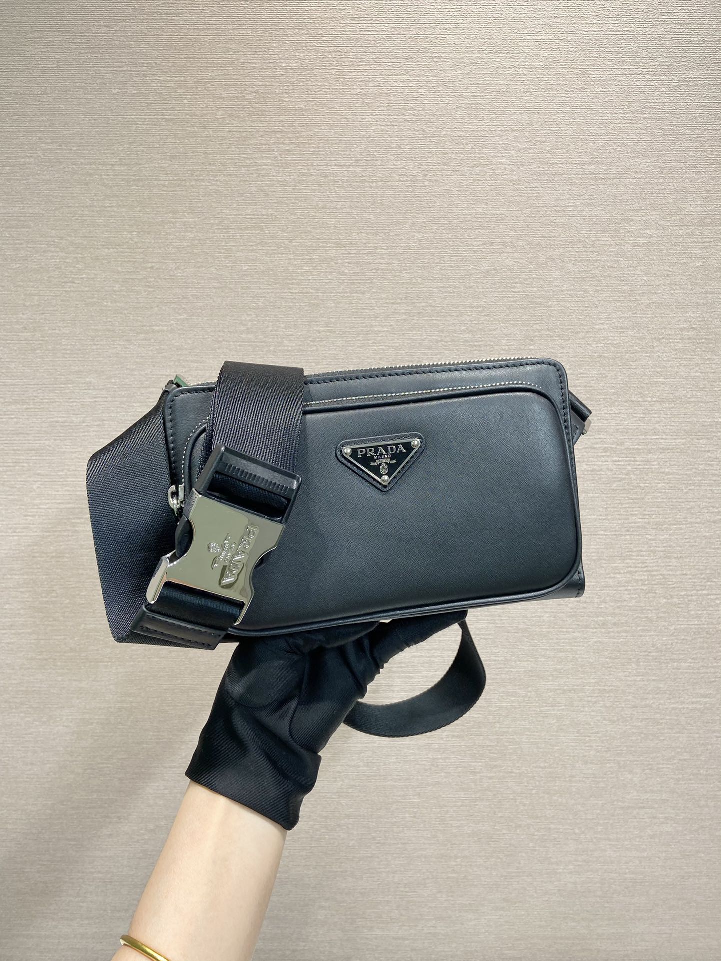 パーフェクト新品 2026 プラダ ベルト ショルダーバッグ 2603