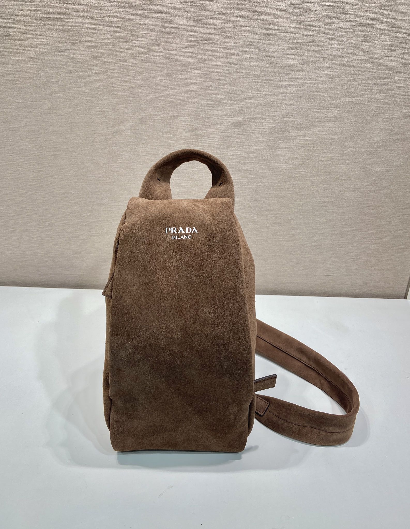 パーフェクト新品 2026 プラダ ワンショルダーバックパック