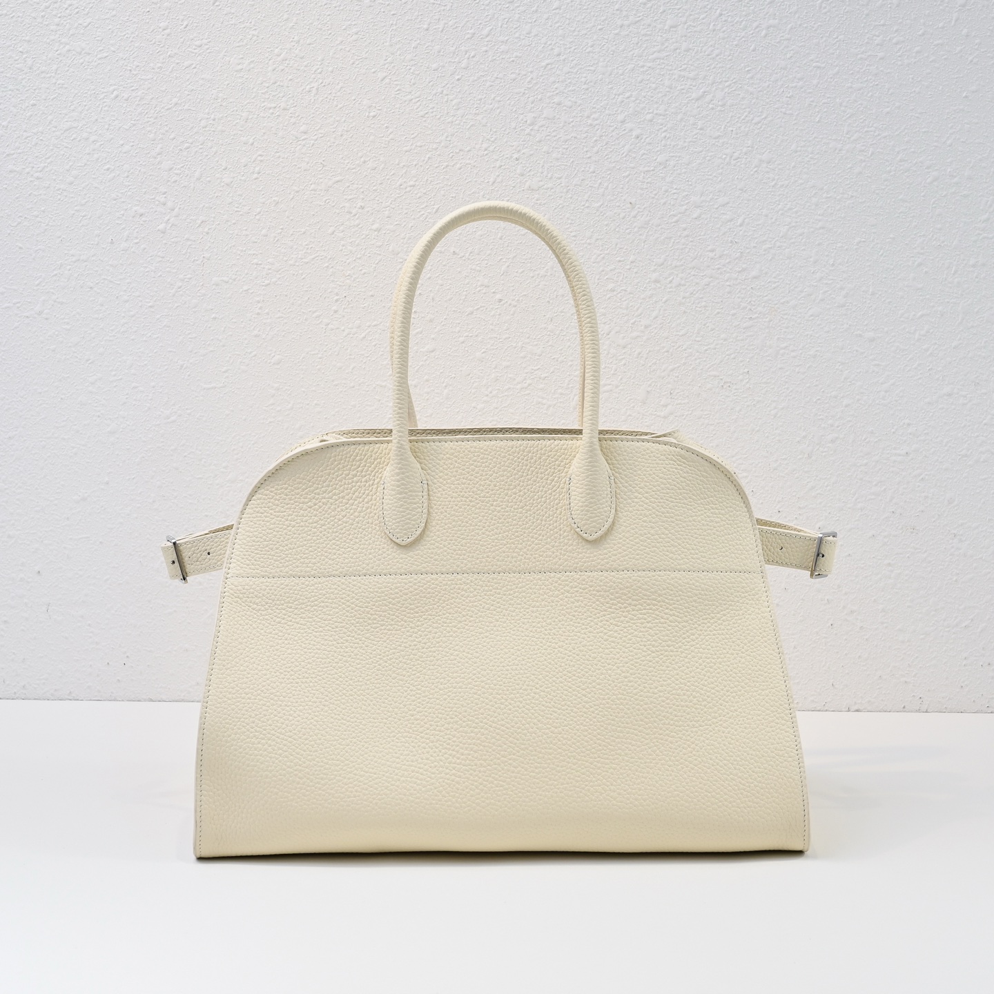 芸能人愛用 ザ ロウ（The Ro*w）MARGAU X 15 トートバッグ