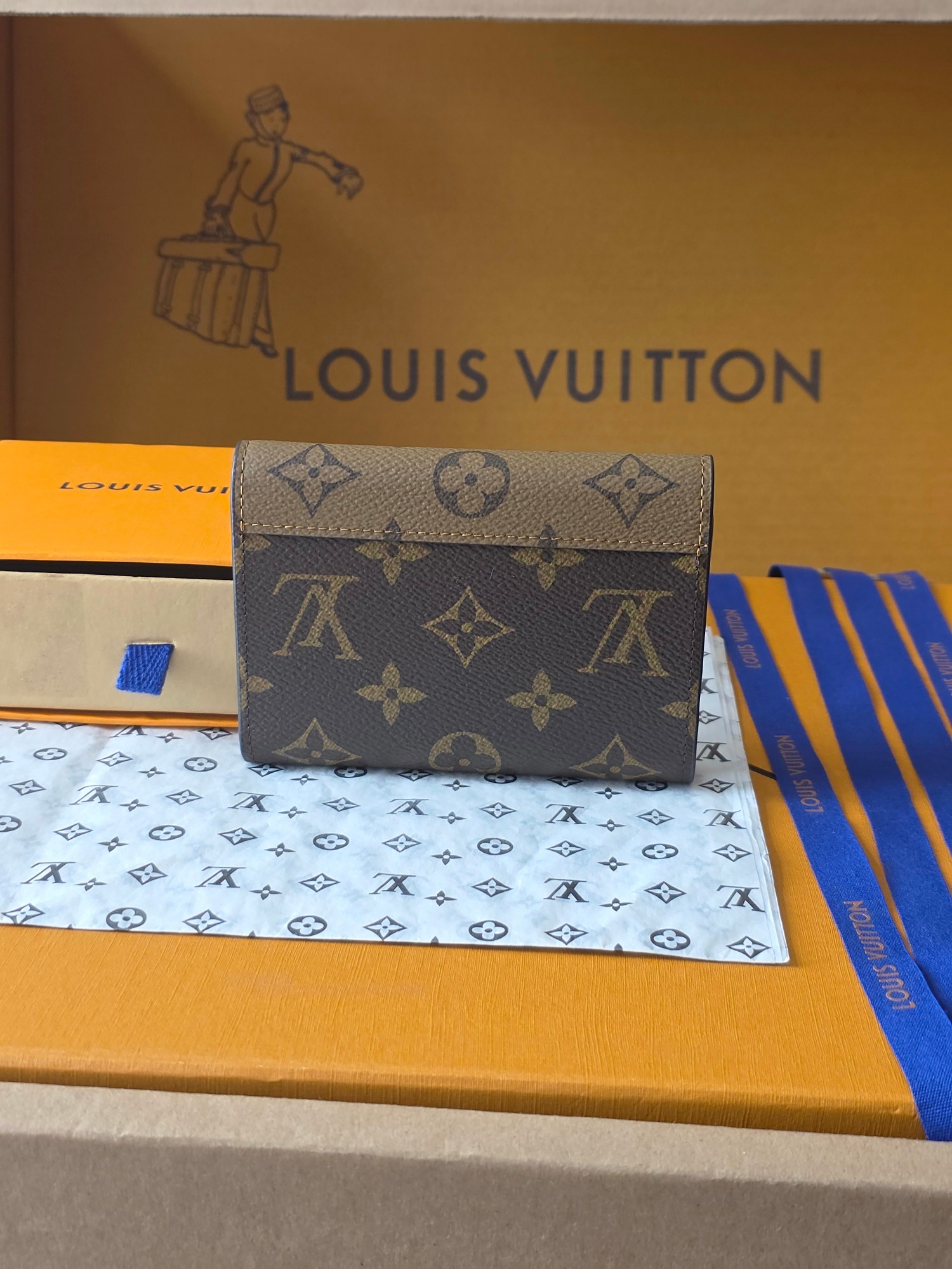 2026人気財布通販 ルイヴィトン 財布/二つ折り短財布