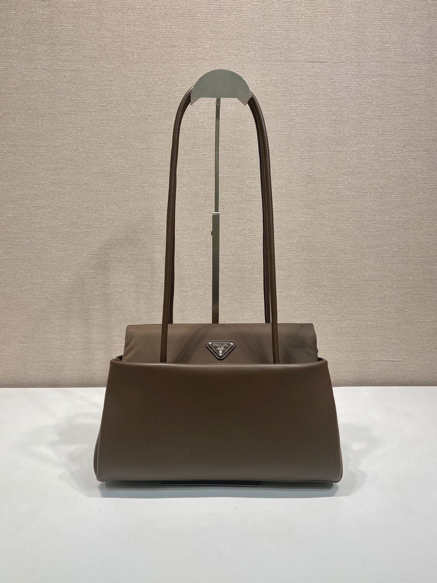 パーフェクトコピー新品 2026 プラダ 鞄 カバン ハンドバッグ