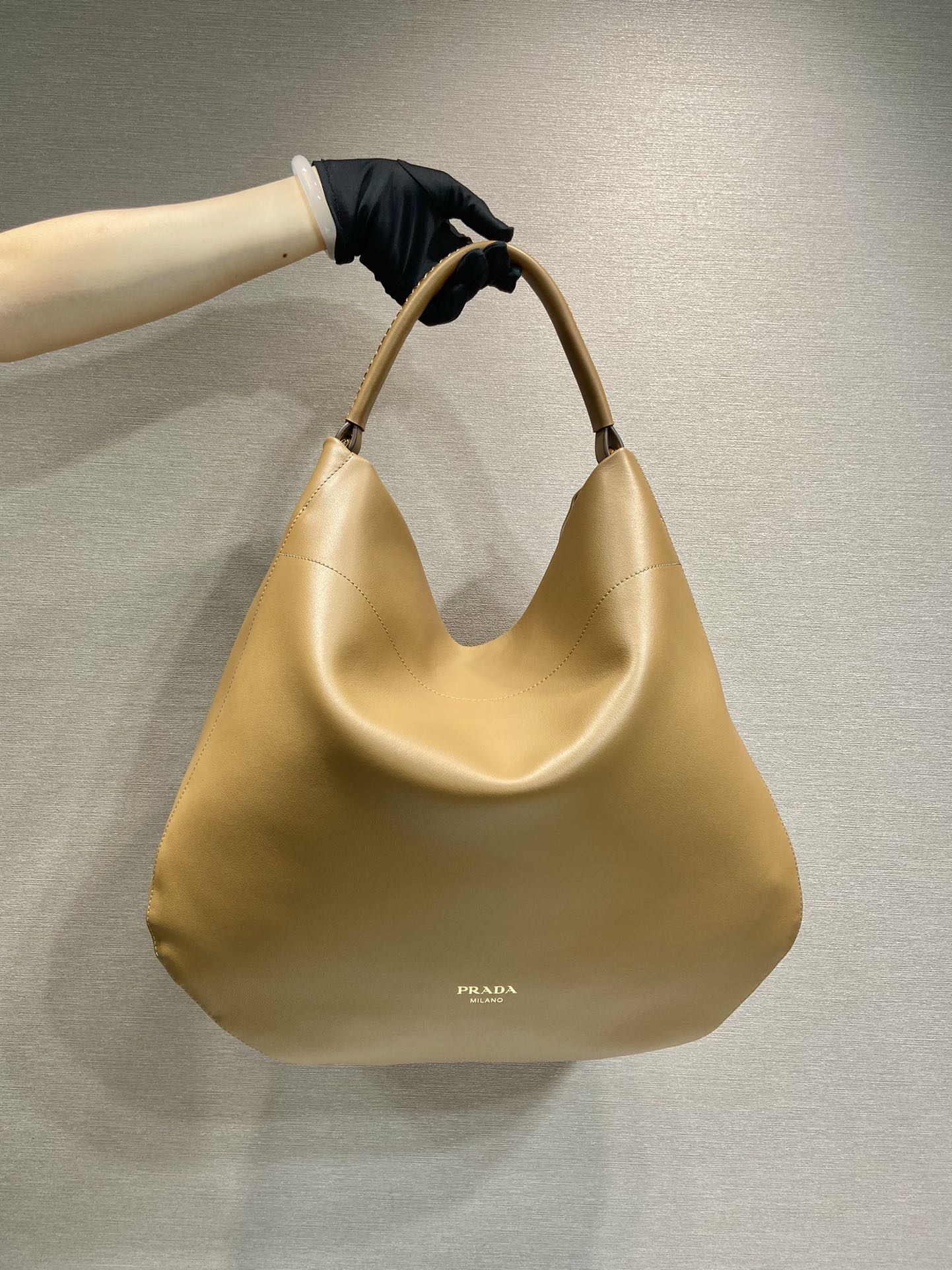 パーフェクトコピー新品 2026 プラダ 鞄 カバン ハンドバッグ