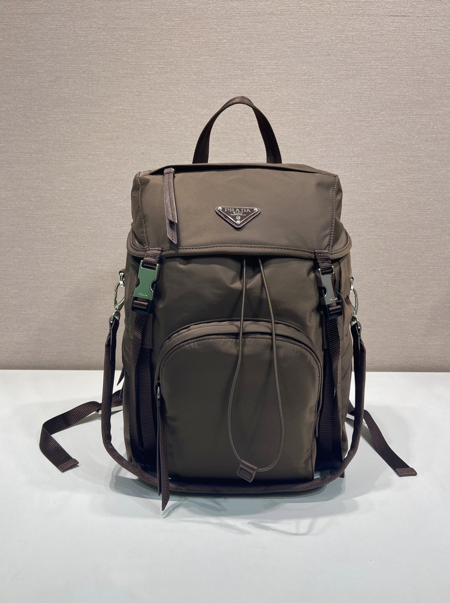 パーフェクト新品 2026 プラダ 鞄 カバン 後背包 リュック