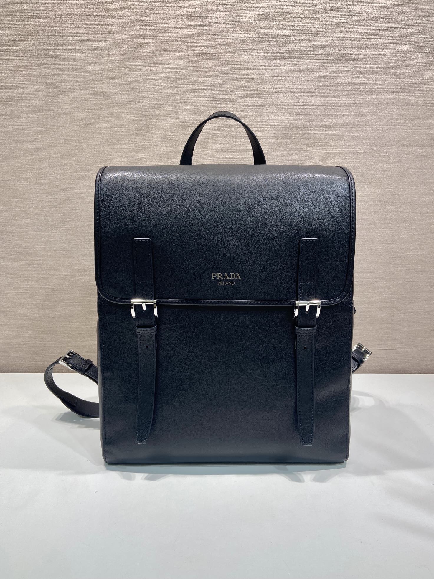 パーフェクト新品 2026 プラダ 鞄 カバン 後背包 リュック 2603