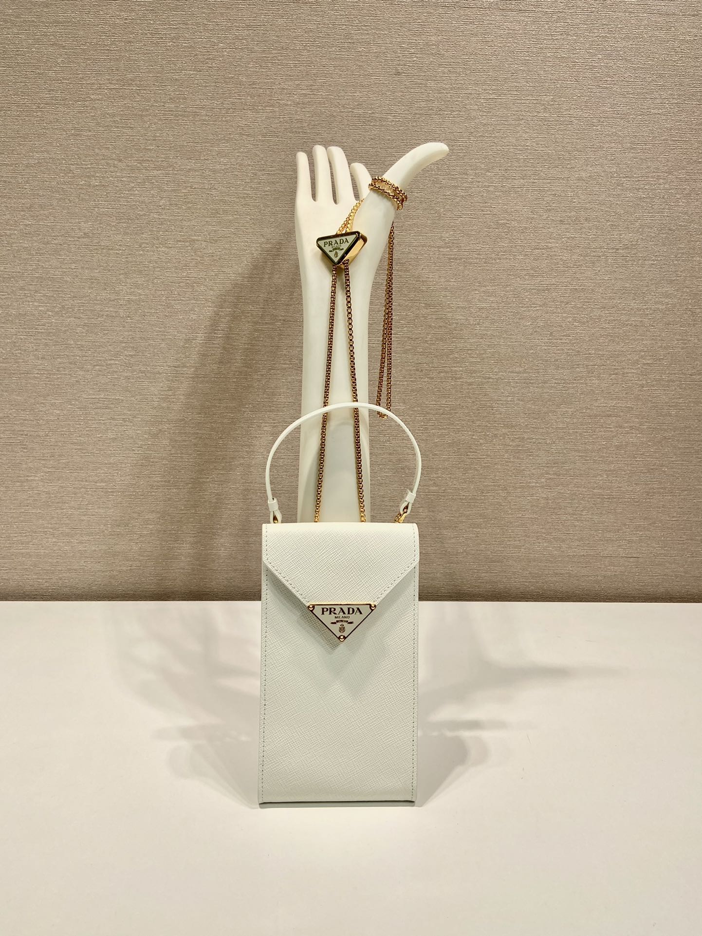 パーフェクト新品 2026 プラダ 鞄 カバン セカンドバッグ 2603