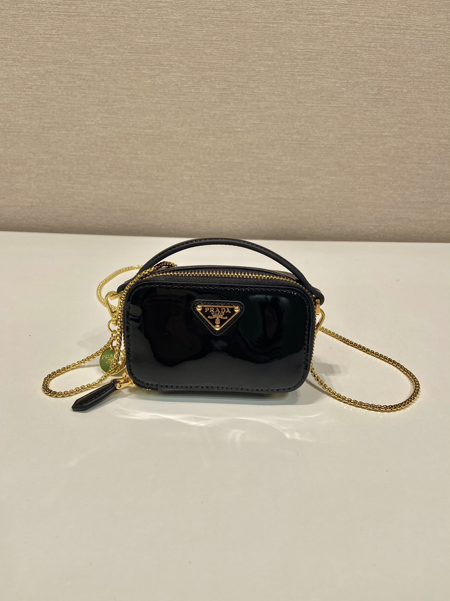 パーフェクト新品 2026 プラダ ミニポーチ ショルダーバッグ 2603