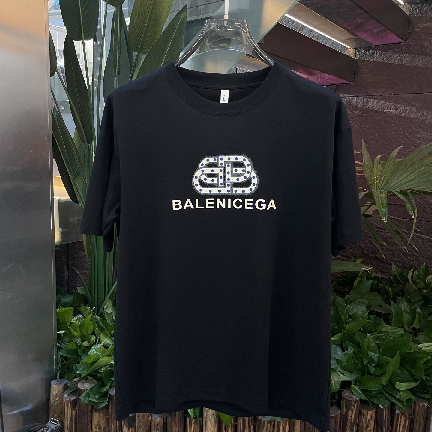 春夏服 バレンシアガ 半袖Tシャツ トップス ユニセックス