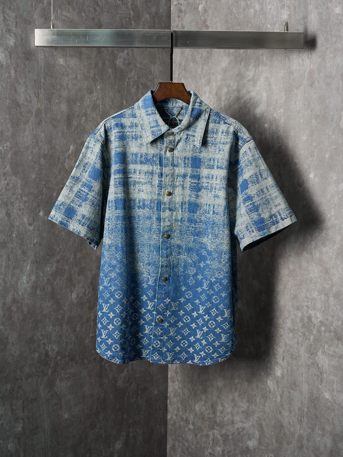 26SS春夏服 ルイヴィトン 半袖Tシャツ トップス 恋人