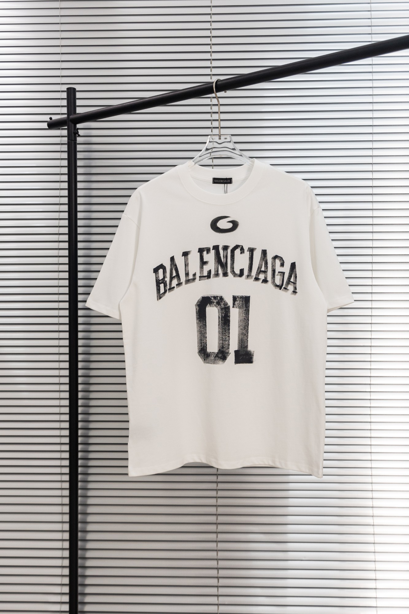 春夏服 バレンシアガ 半袖Tシャツ トップス ユニセックス