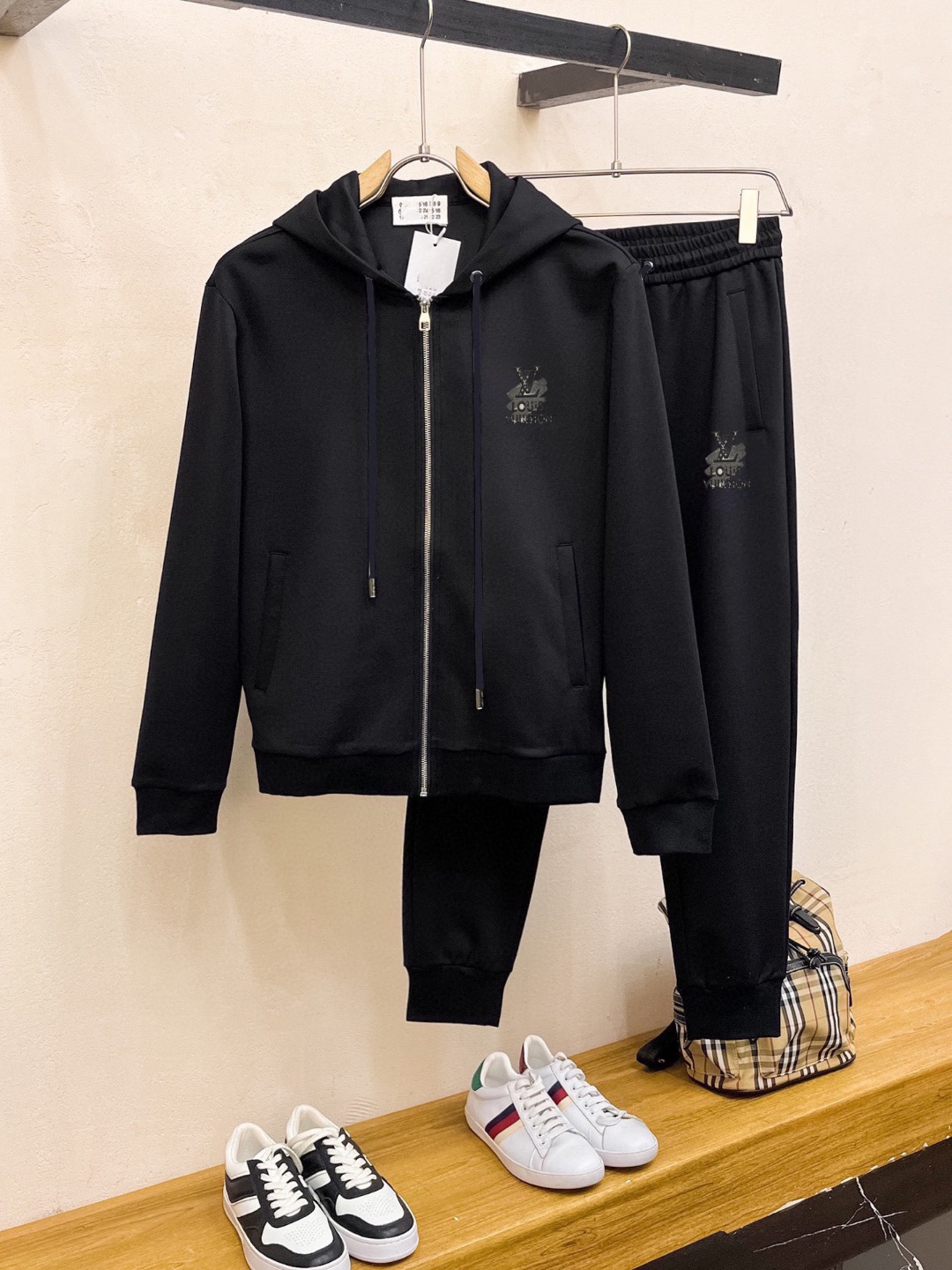 26SS春夏服 ルイヴィトン 上下服 セットアップ  メンズ