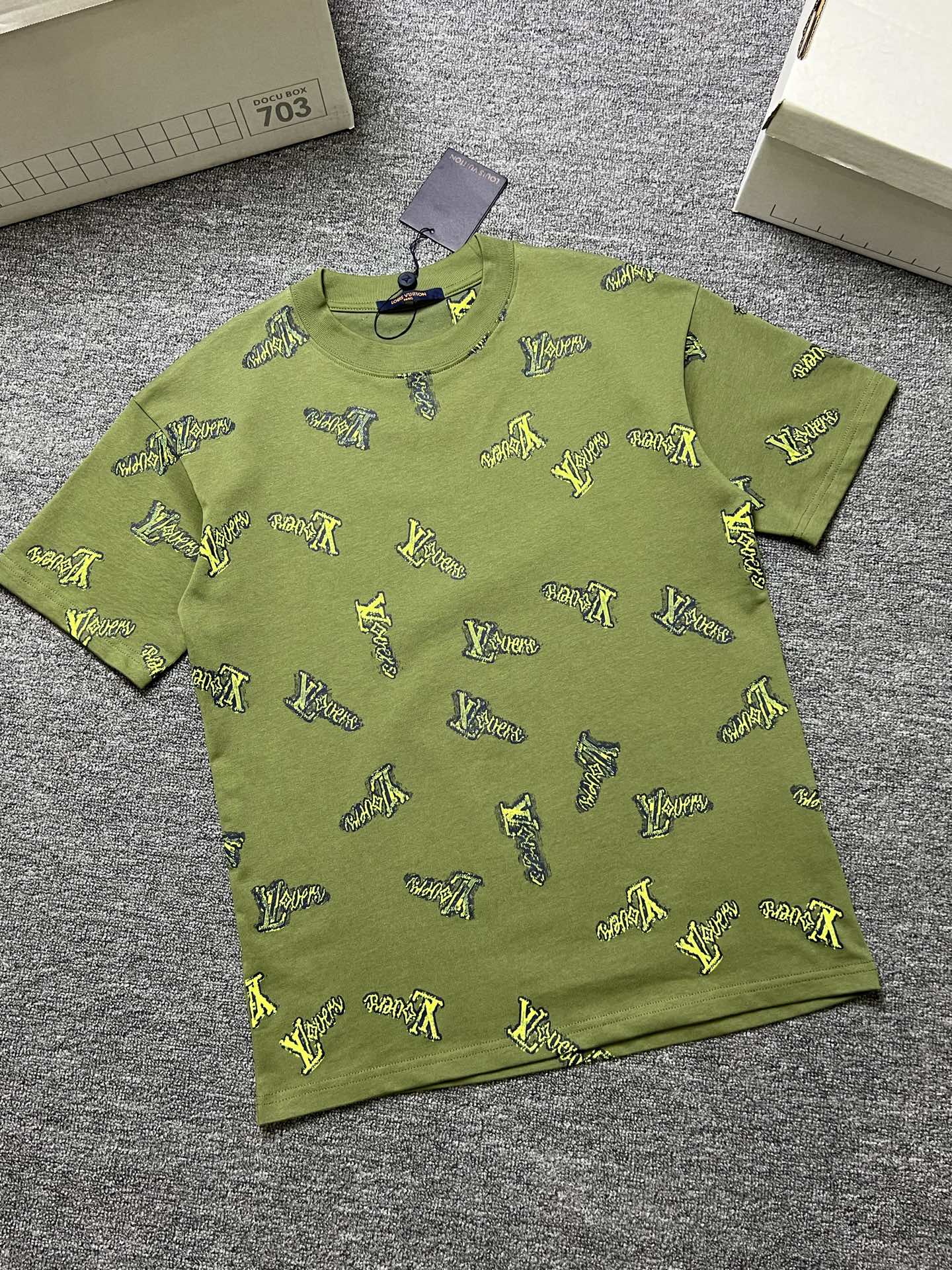 26SS春夏服 ルイヴィトン 半袖Tシャツ トップス 男女兼着