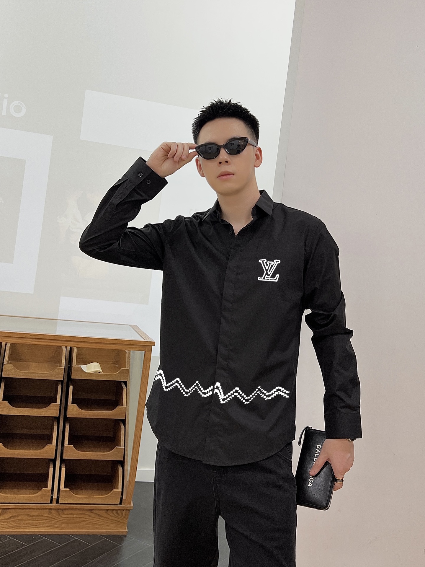 26SS春夏服 ルイヴィトン ワイシャツ トップス  メンズ