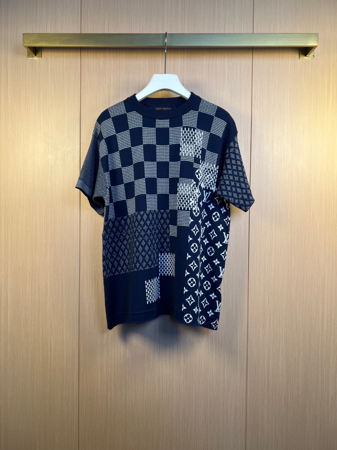26SS春夏服 ルイヴィトン 半袖Tシャツ トップス 男女兼着