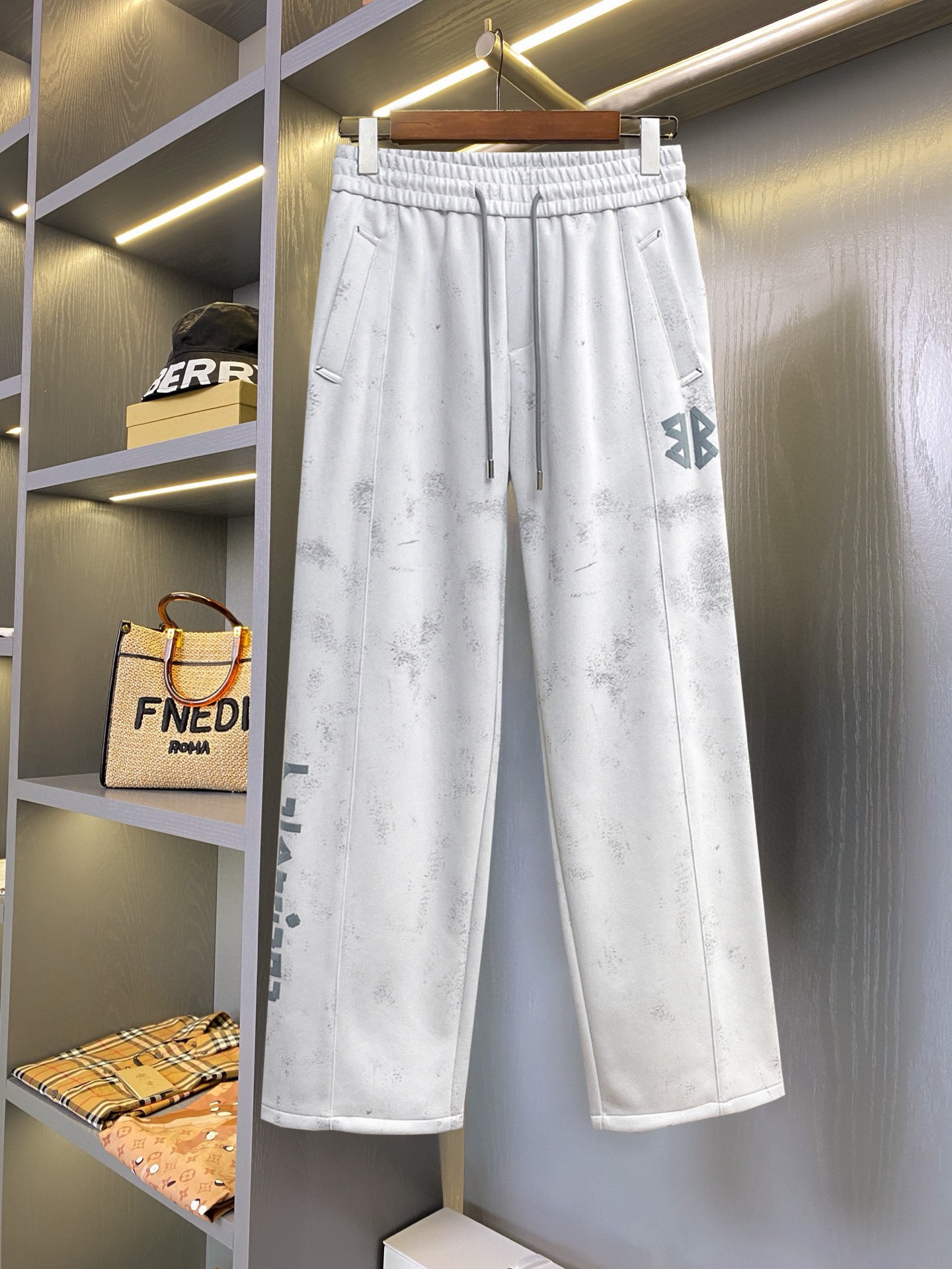 春夏服通販 バレンシアガ カジュアルパンツ ズボン メンズ