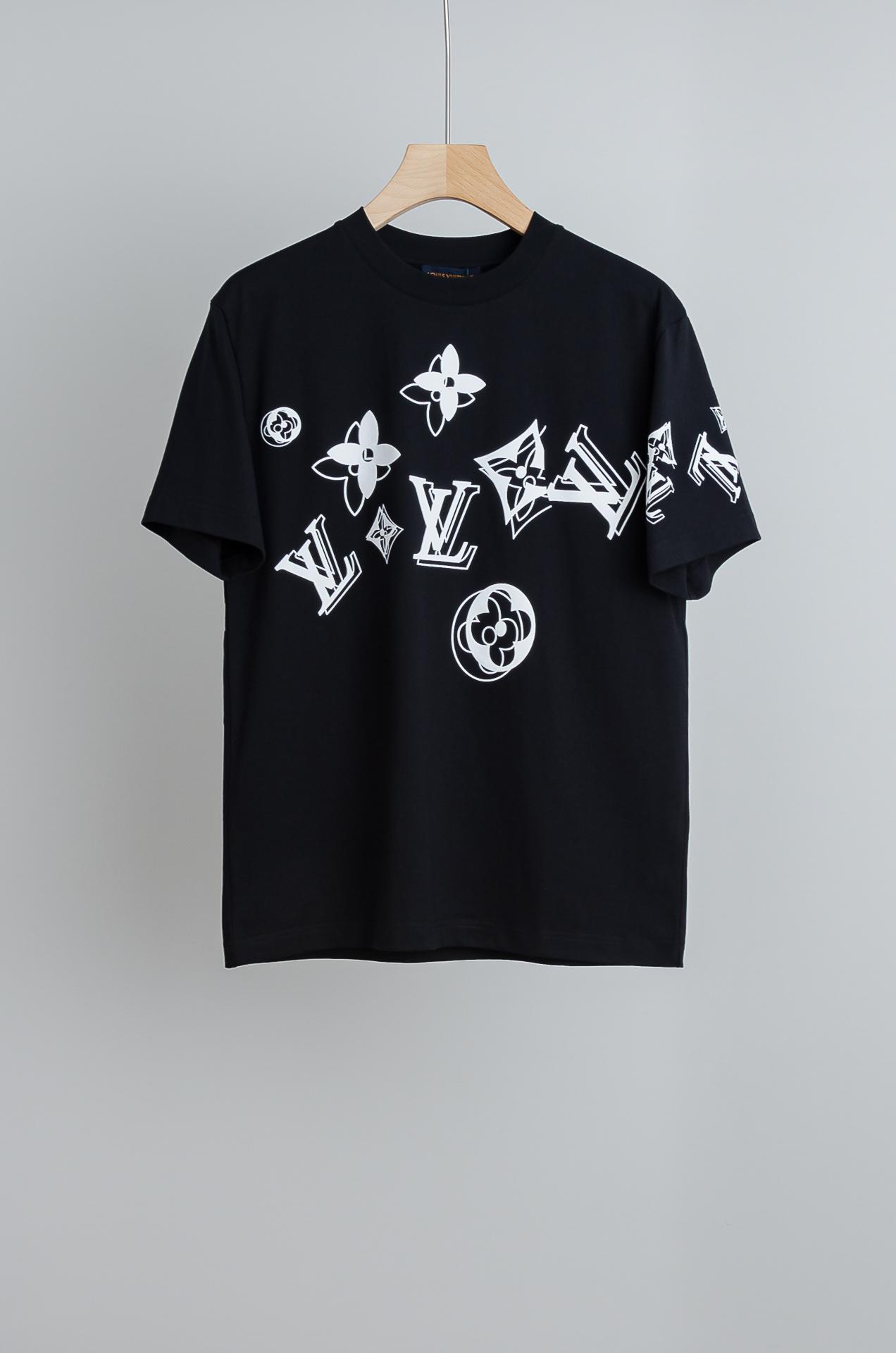 26SS春夏服 ルイヴィトン 半袖Tシャツ トップス メンズ