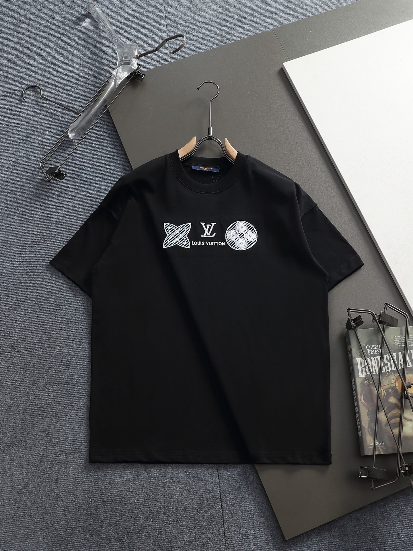 26SS春夏服 ルイヴィトン 半袖Tシャツ トップス 男女兼着