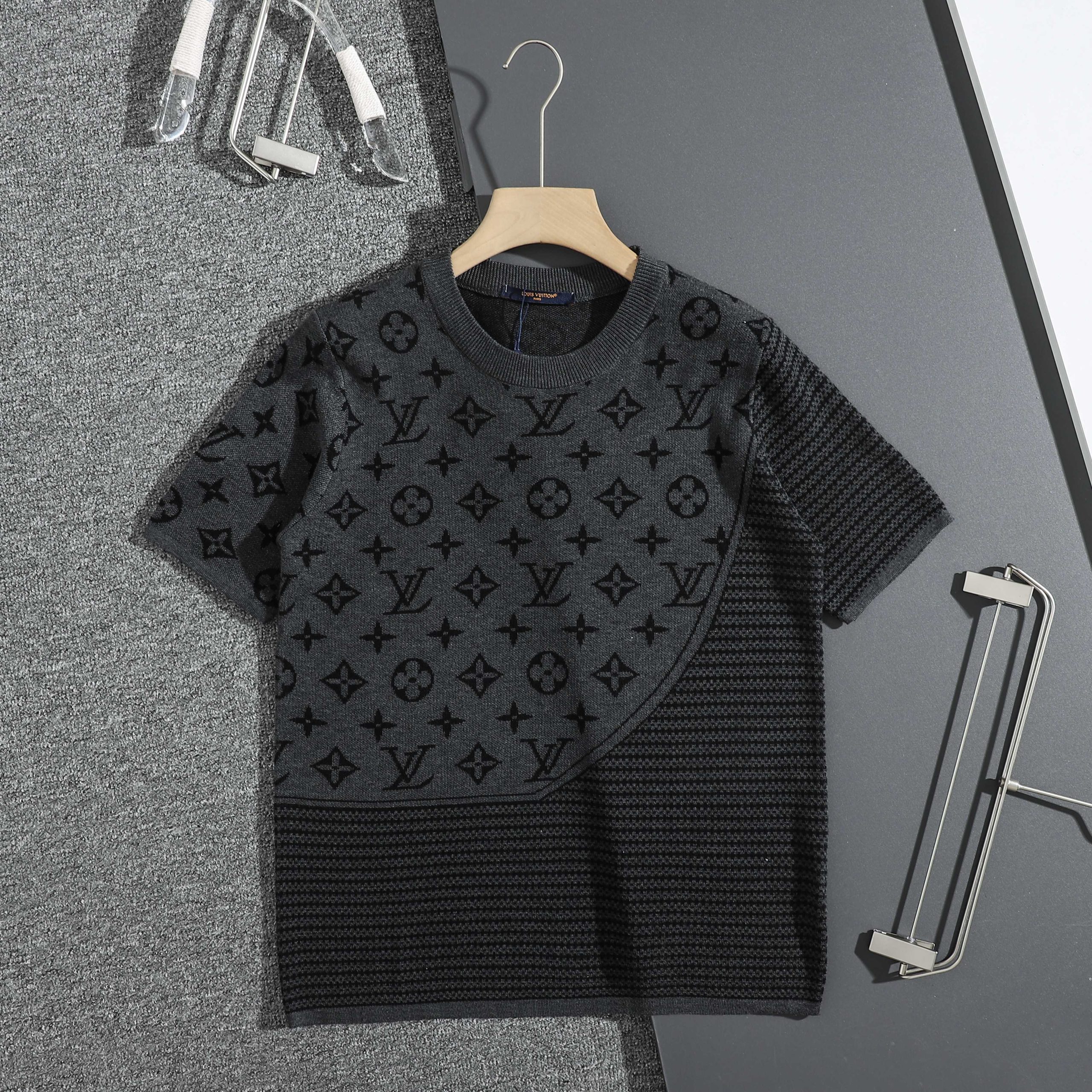 26SS春夏服 ルイヴィトン 半袖Tシャツ トップス 男女兼着