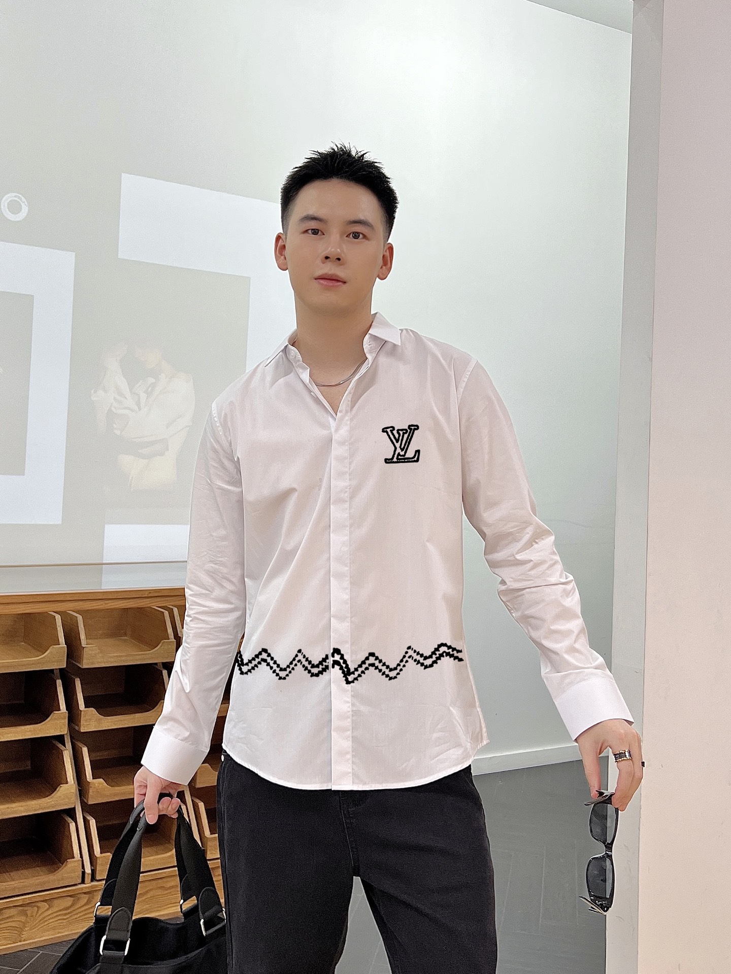 26SS春夏服 ルイヴィトン ワイシャツ トップス  メンズ