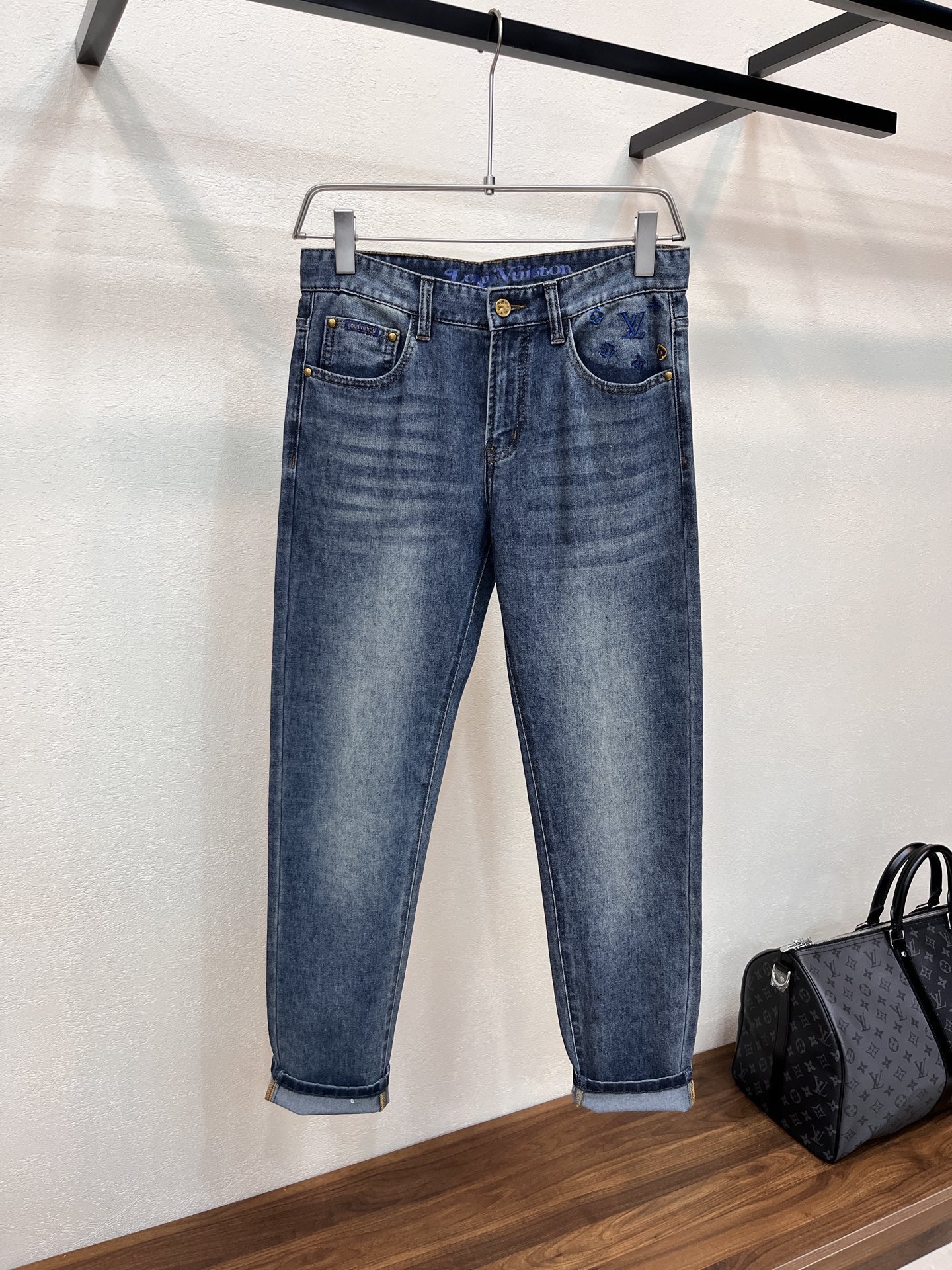 26SS春夏服 ルイヴィトン ジーンズ ズボン  メンズ