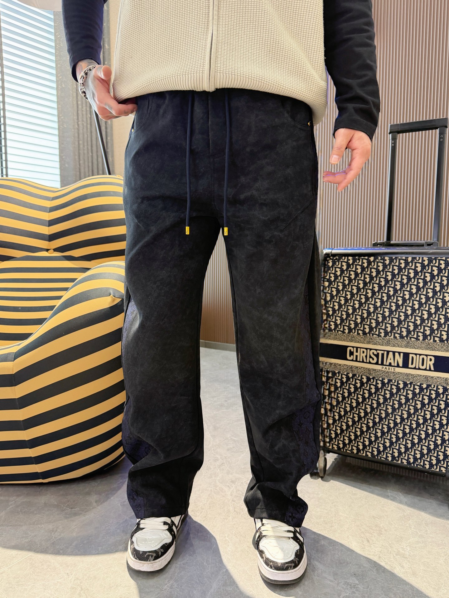 26SS春夏服 ルイヴィトン カジュアルパンツ ズボン  メンズ