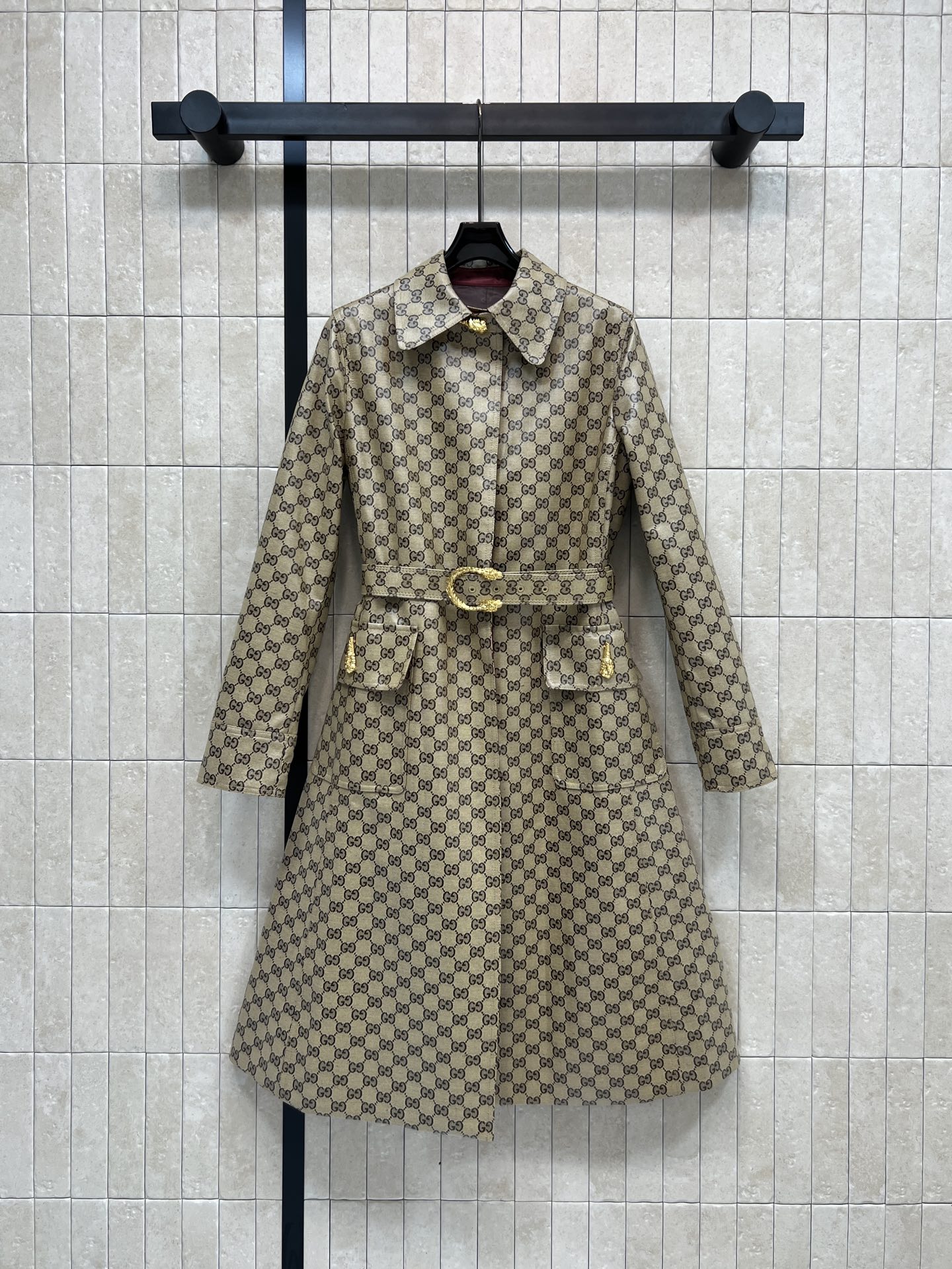 26新春婦人服 グッチ ワンピース