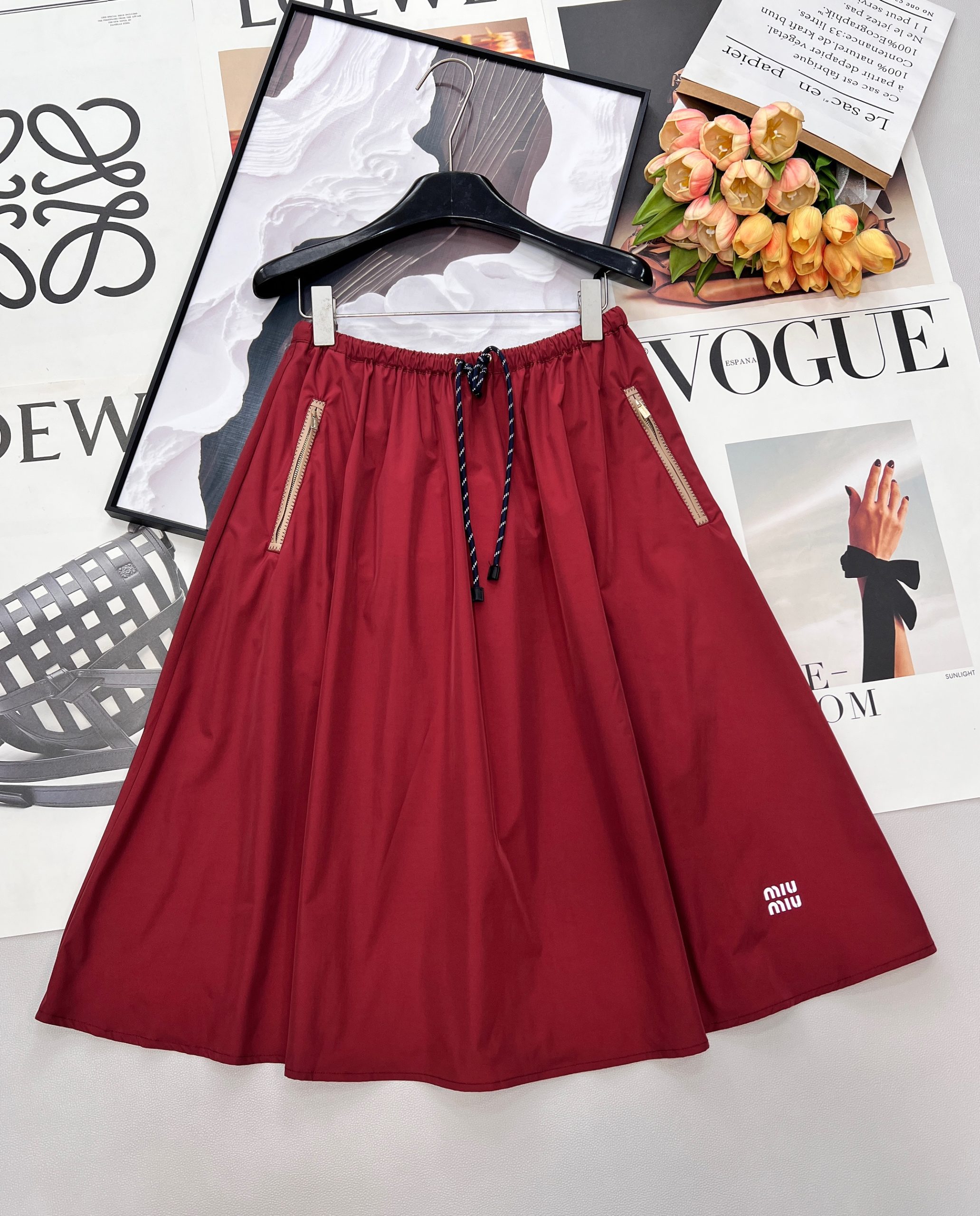26新春婦人服 ミュウミュウ ロングスカート