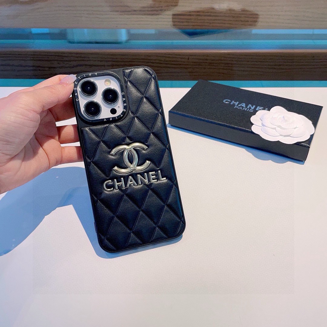★シャネル★携帯ケースシリーズ iphone17/pro/promax、16/pro/promax、15/pro/promax、14/pro/promax、13/pro/promax AAJ65