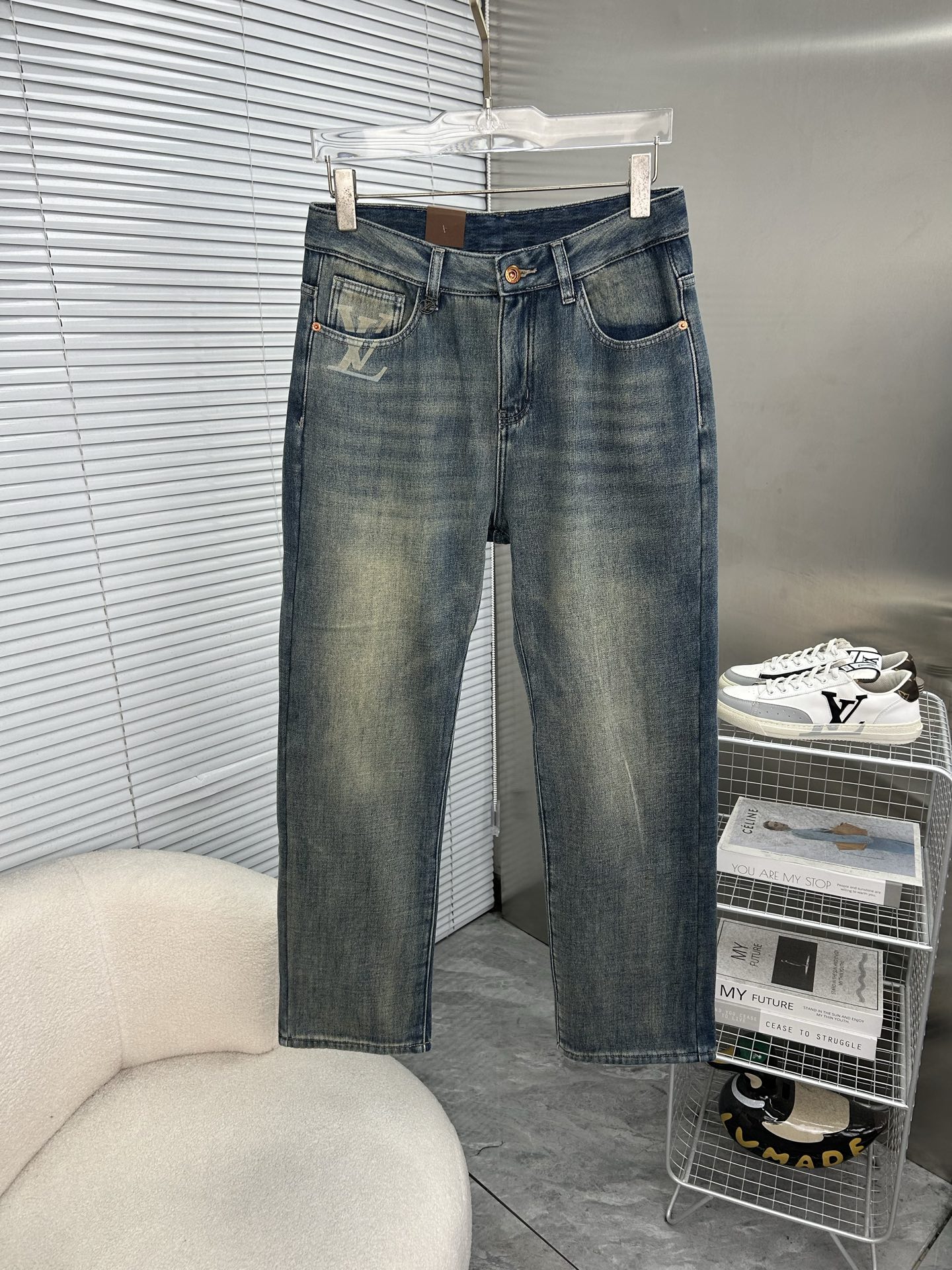 25-服 ルイヴィトン ジーンズ ズボン