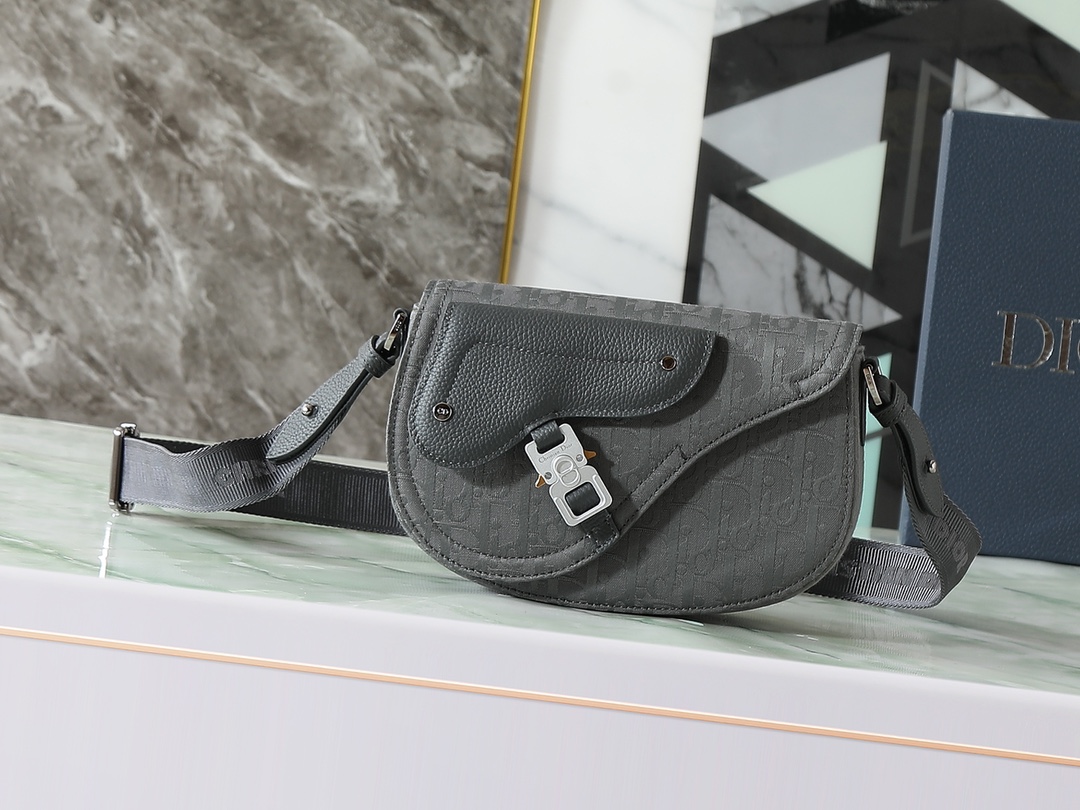 新作 クリスチャンディオール 鞄 Saddle bag ショルダーバッグ