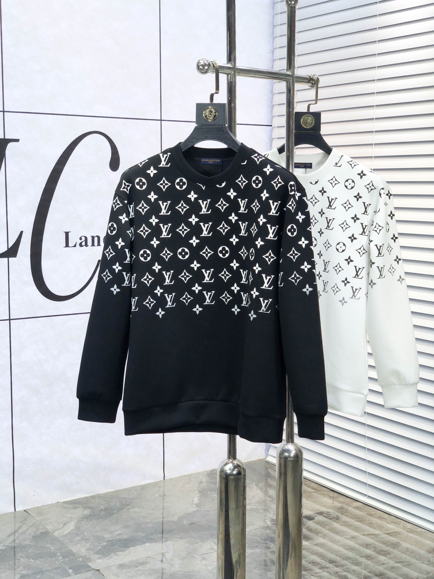 25-服 ルイヴィトン パーカー スウェット
