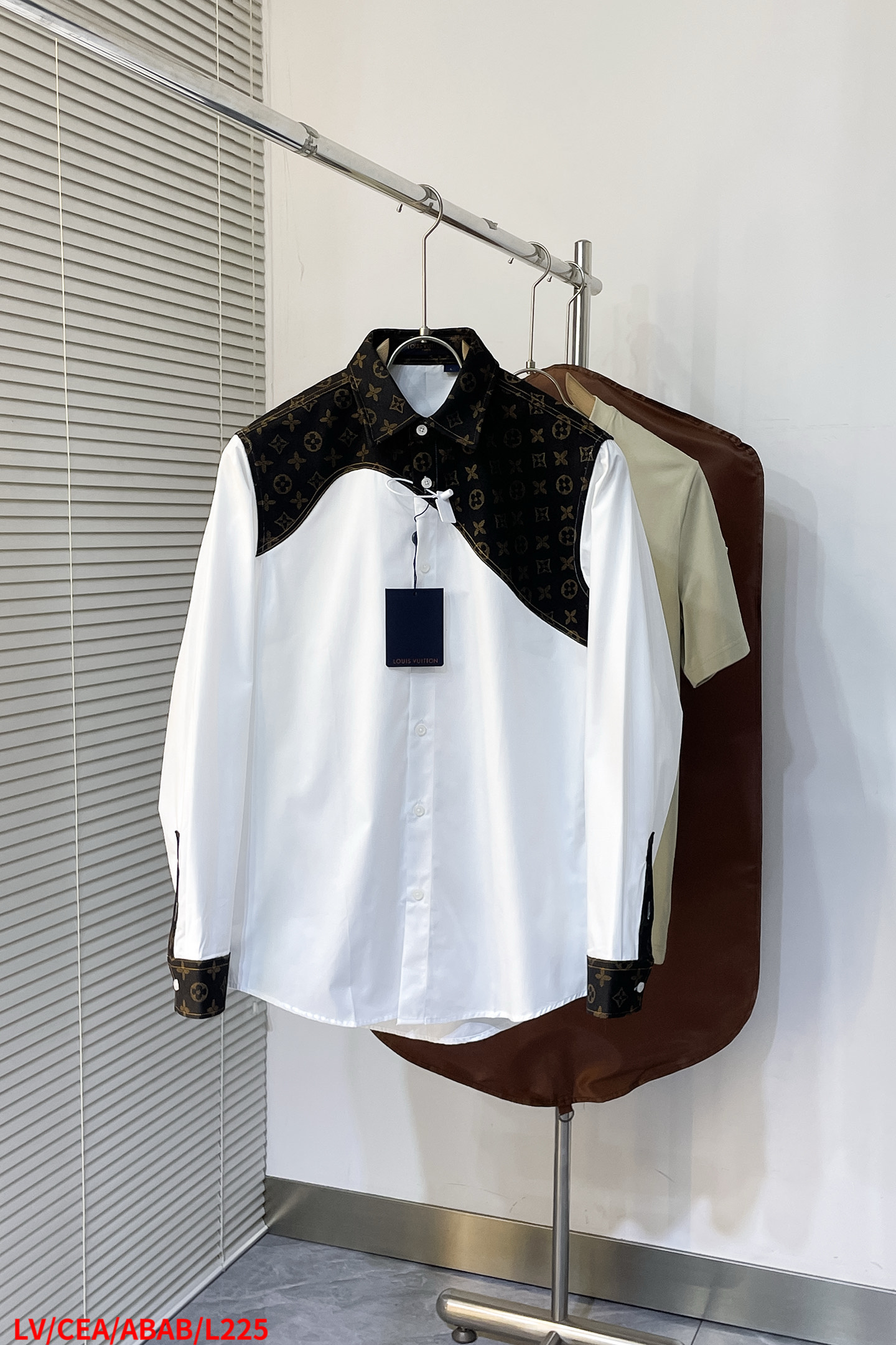 25-服 ルイヴィトン ワイシャツ トップス
