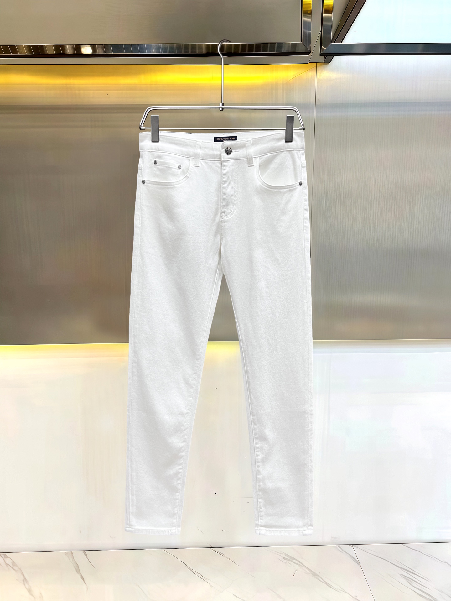 25-服 ルイヴィトン ジーンズ ズボン