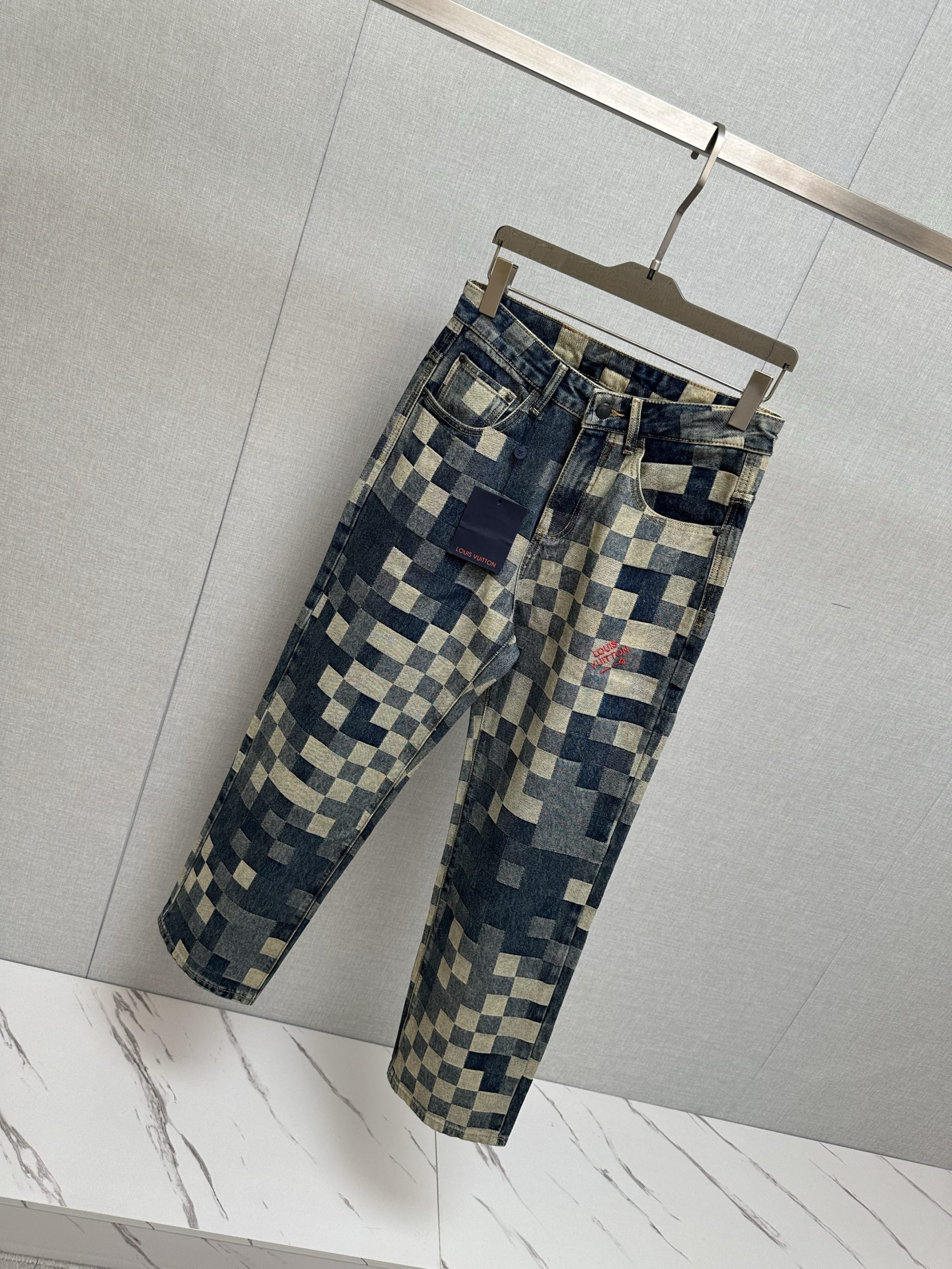 25-服 ルイヴィトン ジーンズ ズボン