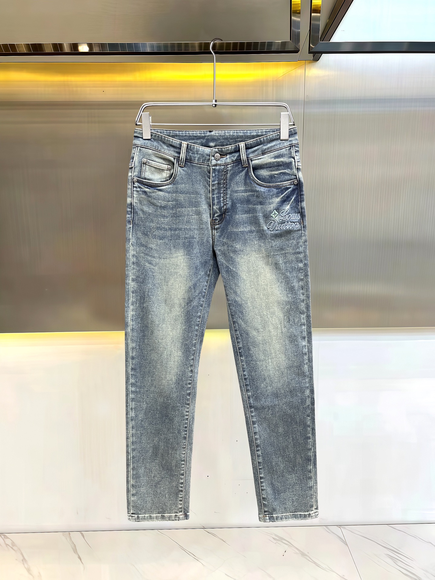 25-服 ルイヴィトン ジーンズ ズボン