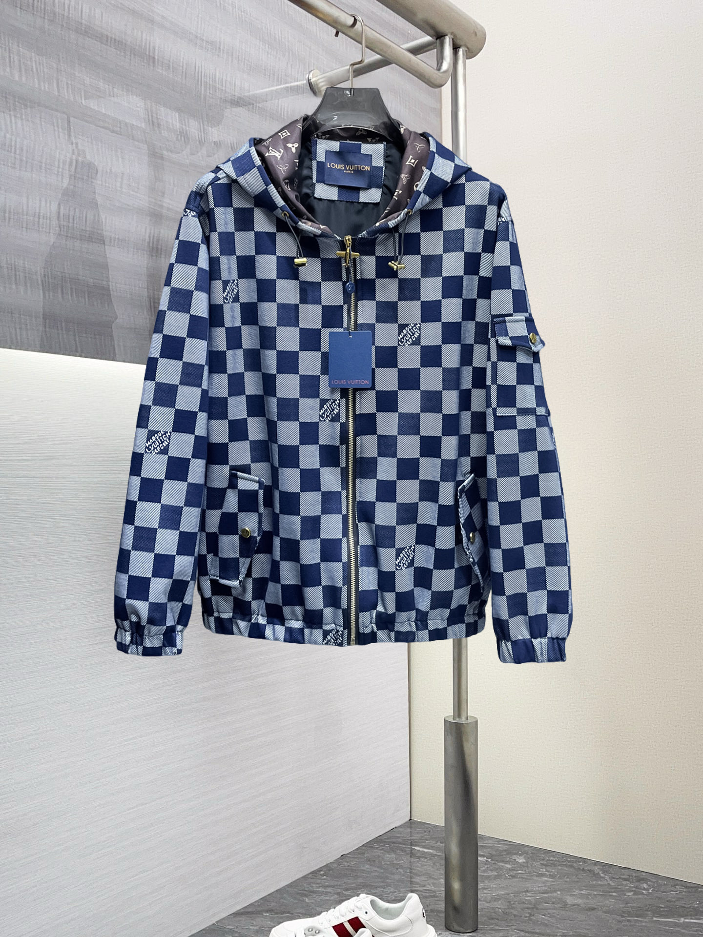 秋冬服 買取 ルイヴィトン アウター/トレンチコート